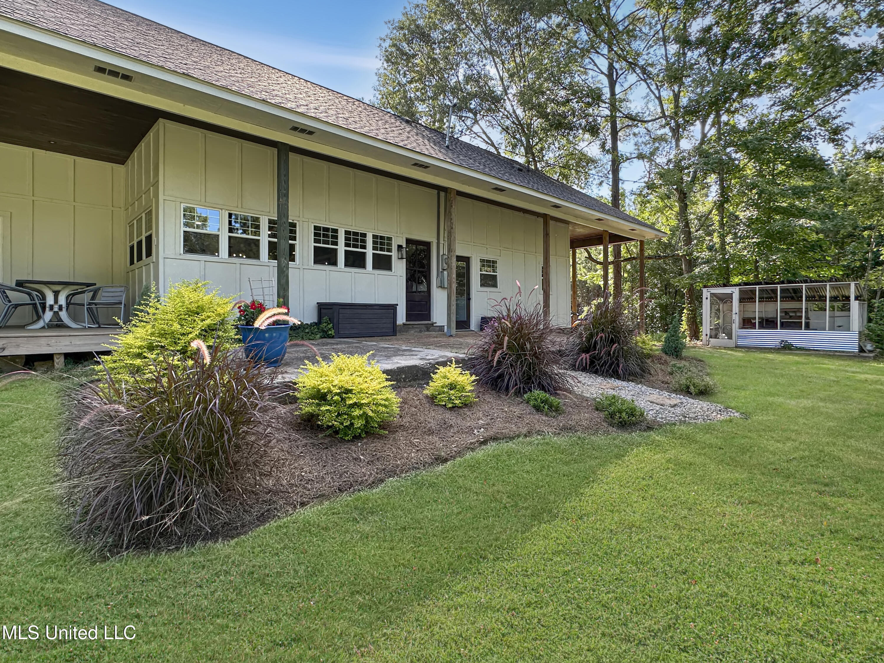 1459 Monterey Road Property Photo 38