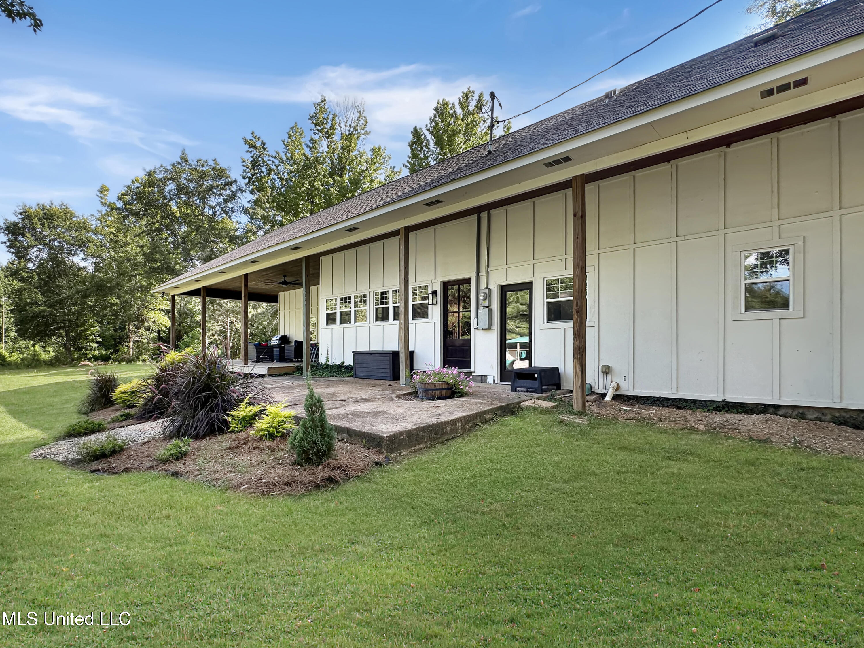 1459 Monterey Road Property Photo 40