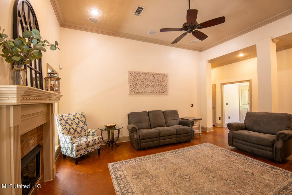 185 Magnolia Springs Drive Property Photo 15