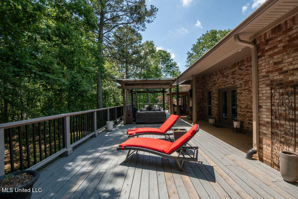 185 Magnolia Springs Drive Property Photo 34