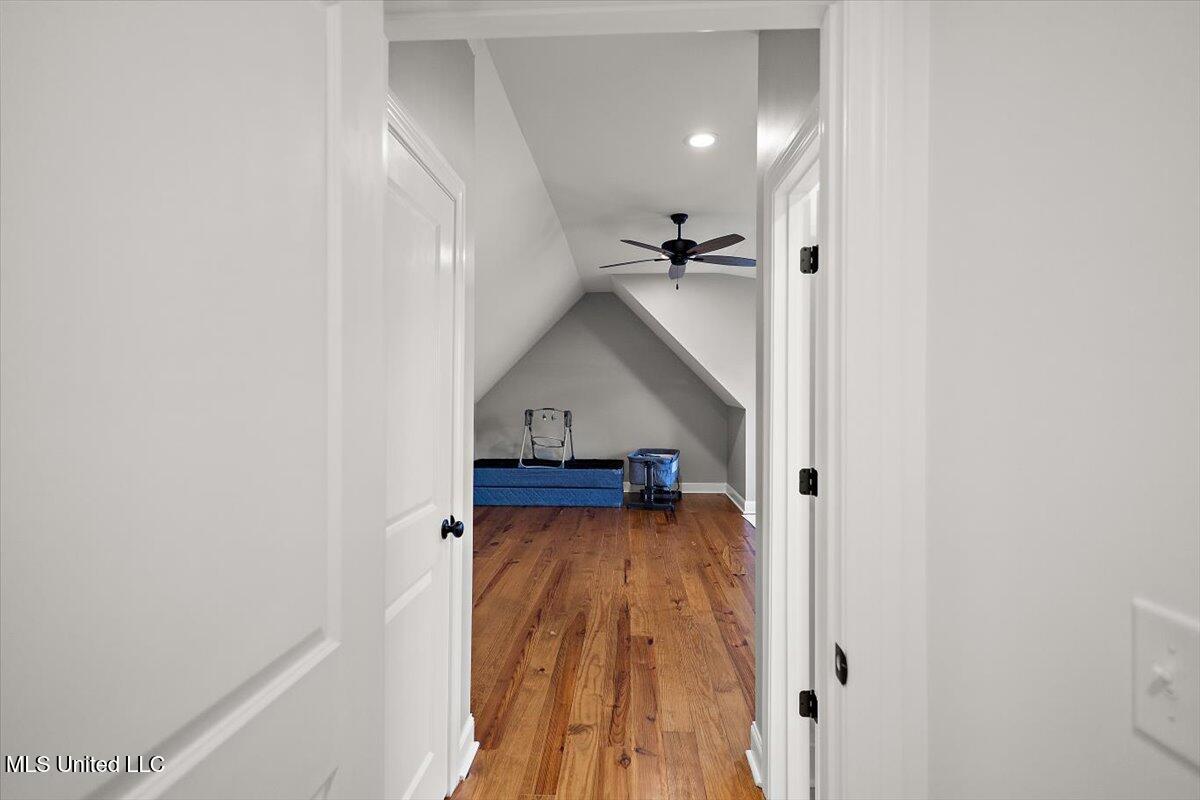 108 Deer Hollow Hollow Property Photo 31