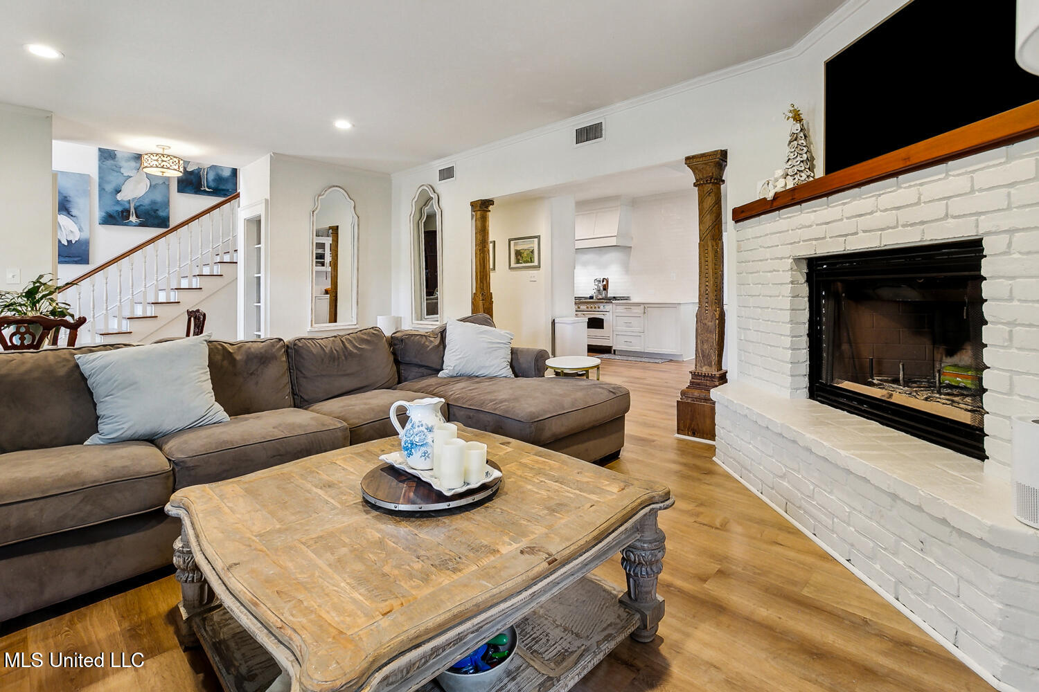 2 Nelson Lane Property Photo 4