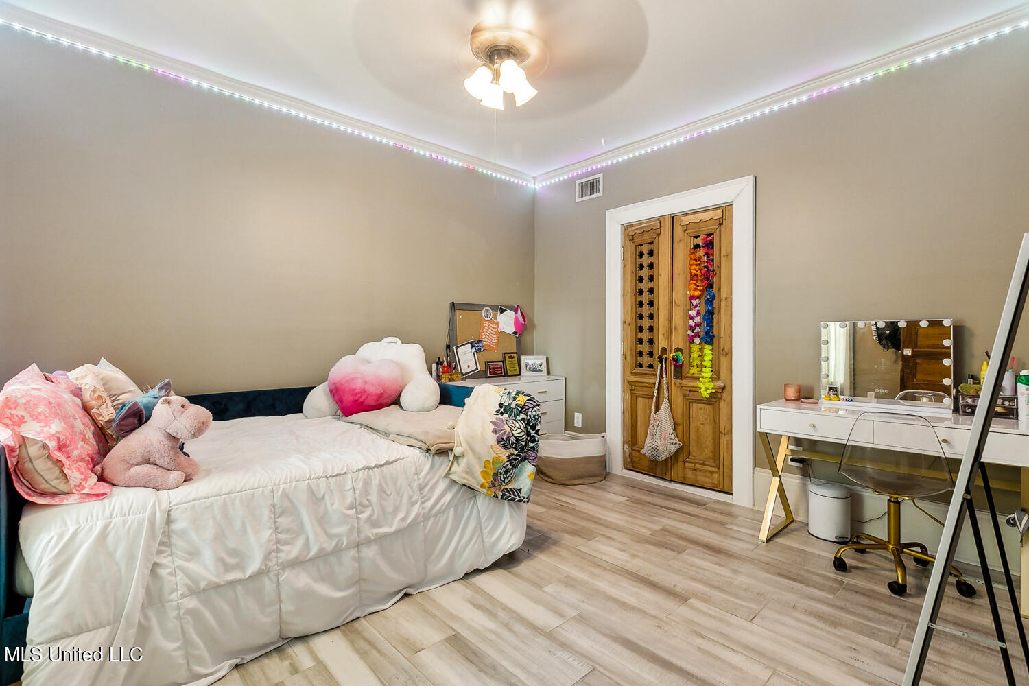 2 Nelson Lane Property Photo 11