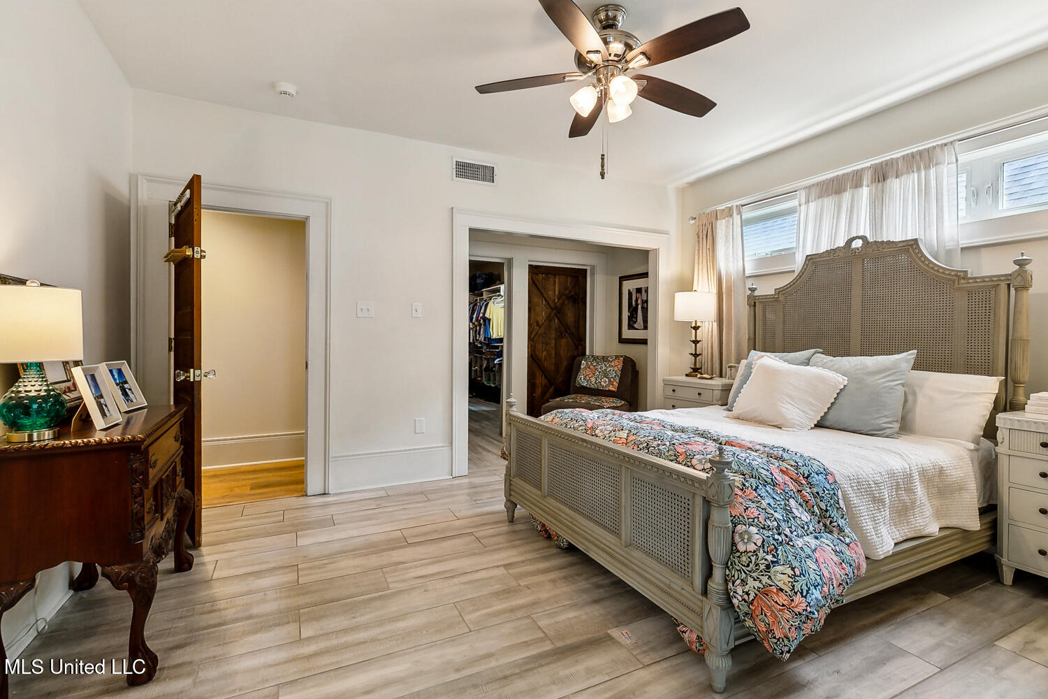 2 Nelson Lane Property Photo 12