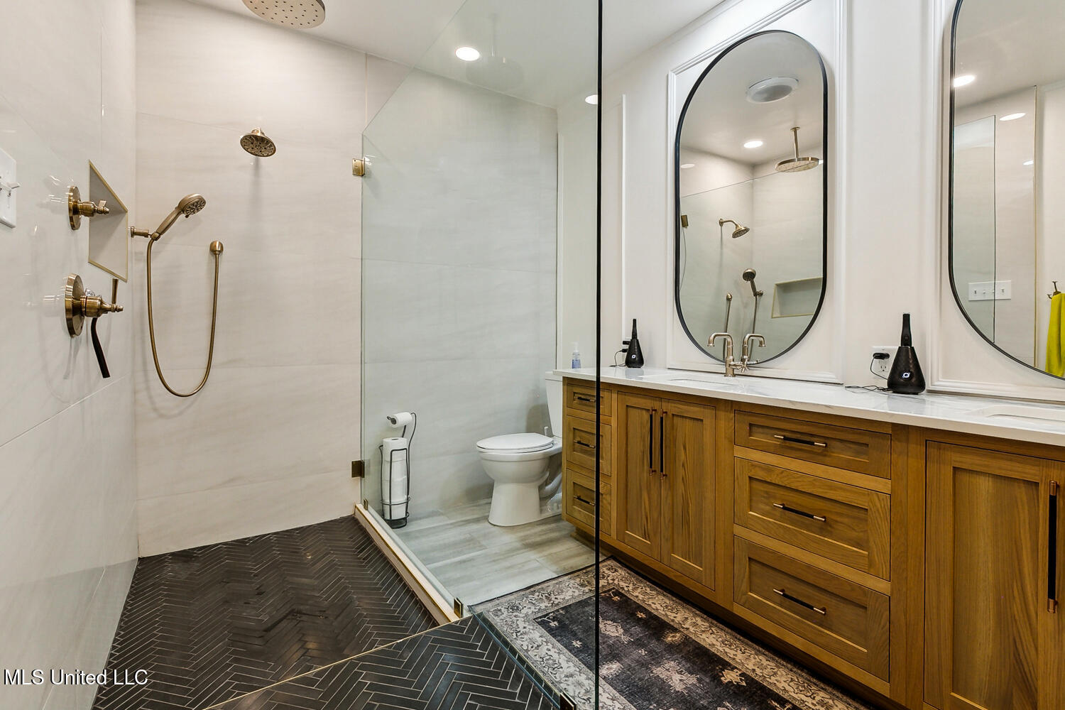 2 Nelson Lane Property Photo 13