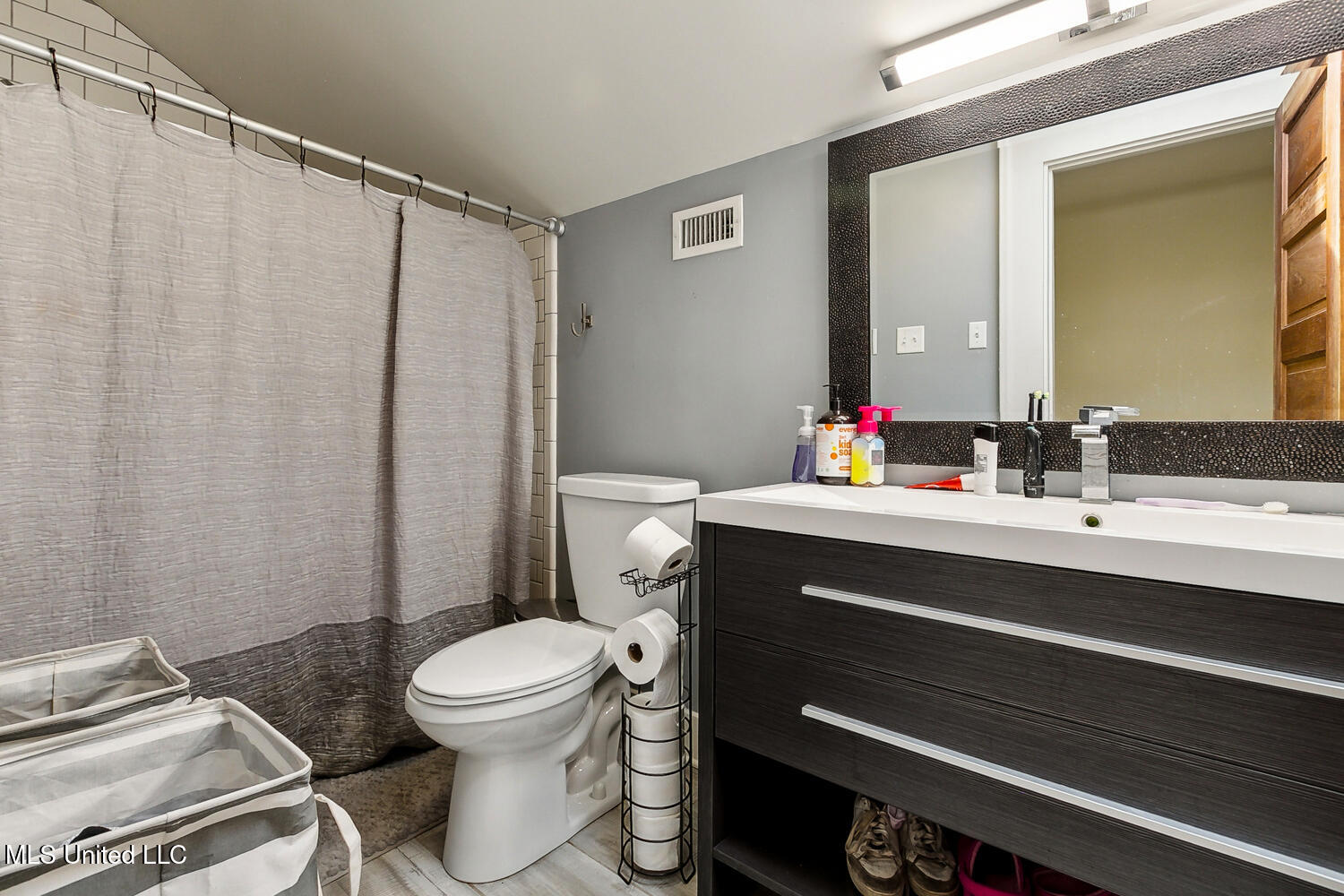 2 Nelson Lane Property Photo 23