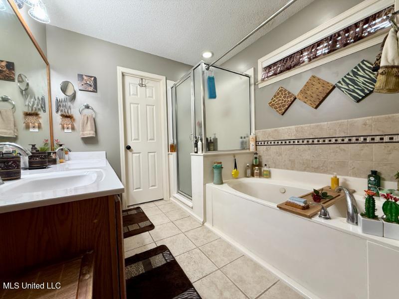 7741 Meadow Ridge Lane Lane Property Photo 7
