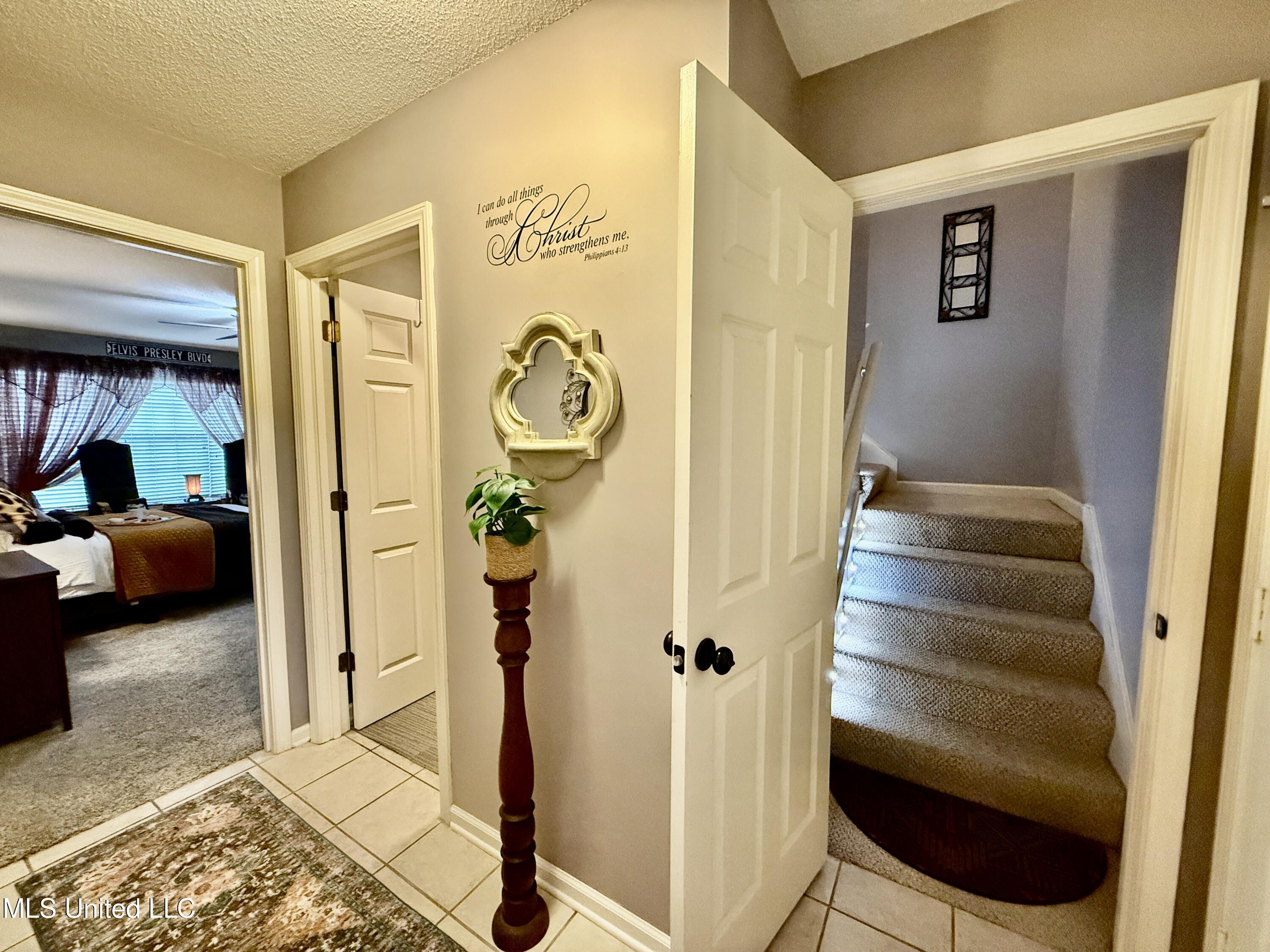 7741 Meadow Ridge Lane Lane Property Photo 14