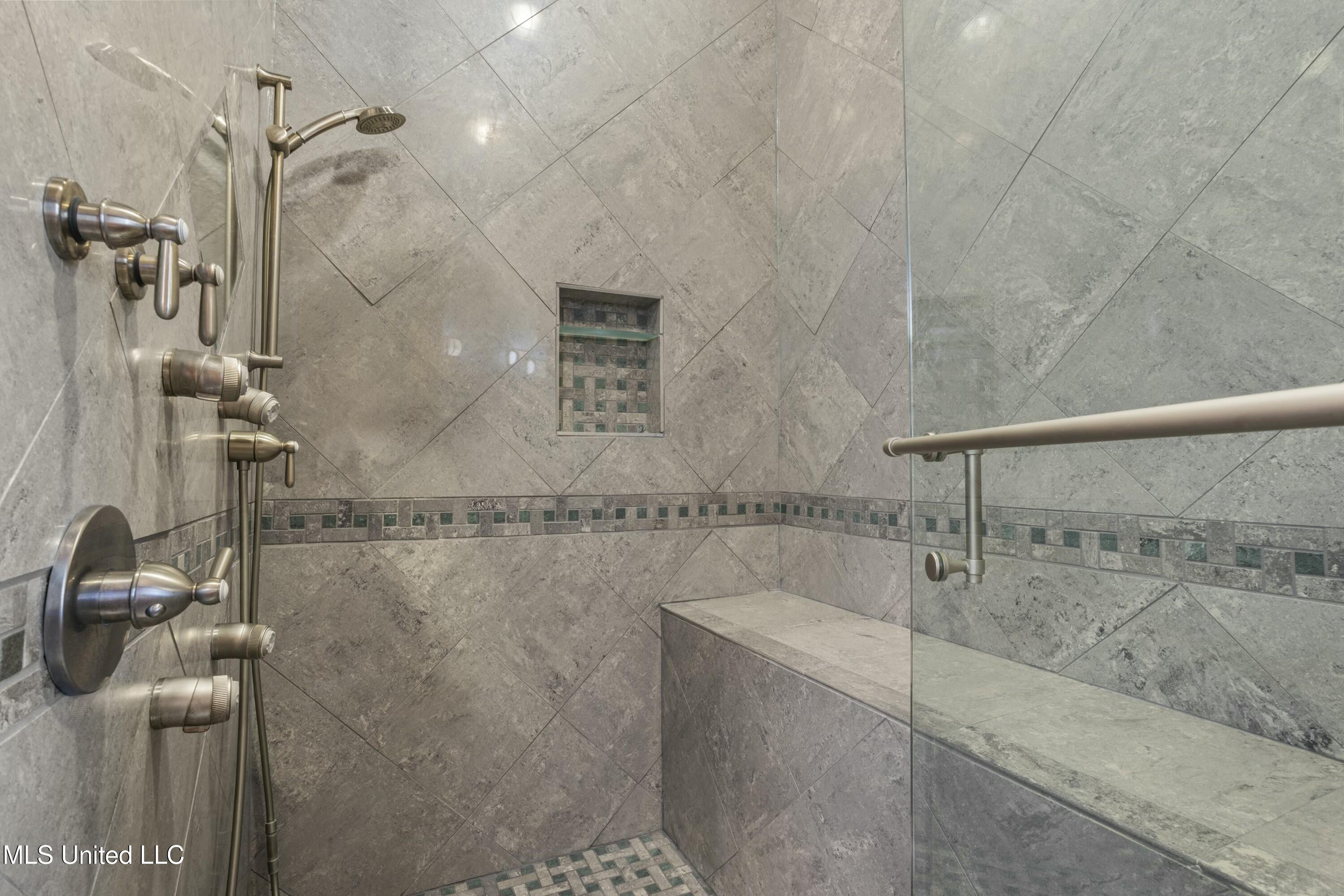 141 Janelle Drive Property Photo 41