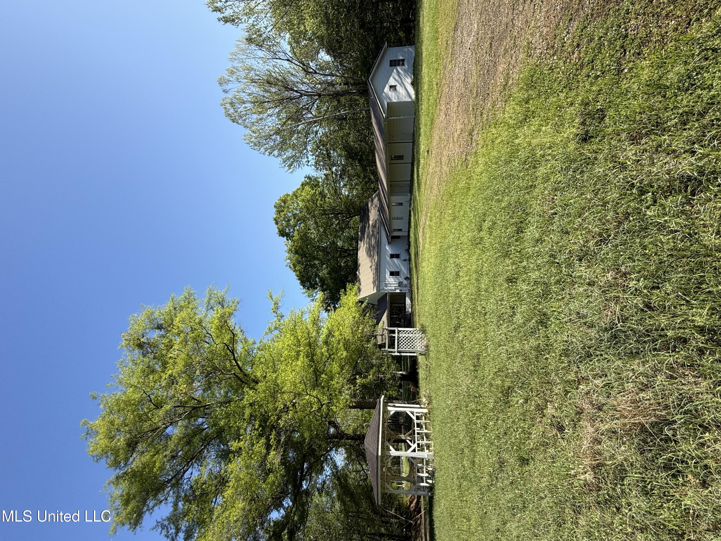 3489 White Apple Road Property Photo 2