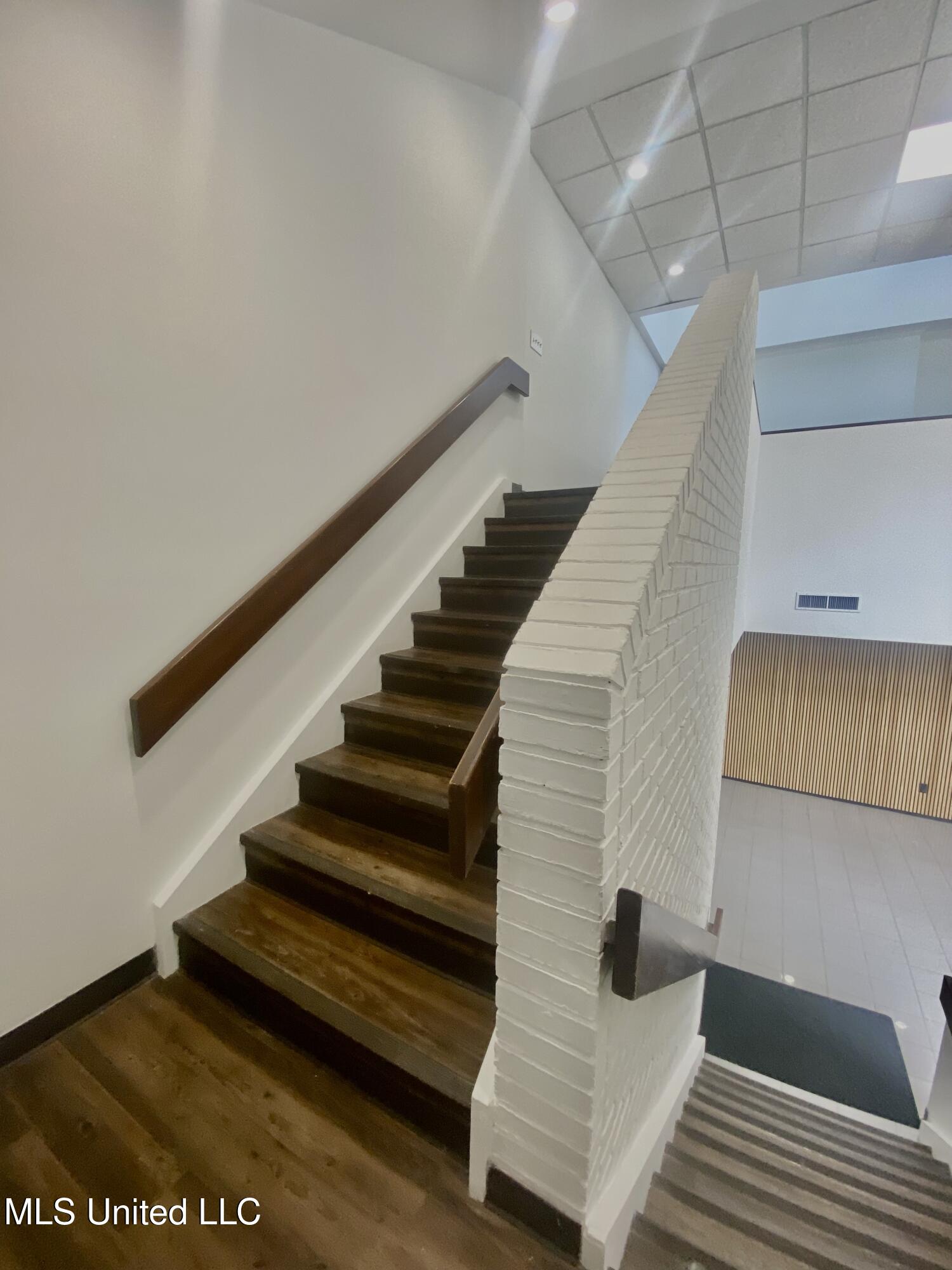 1 Woodgreen Place Property Photo 5