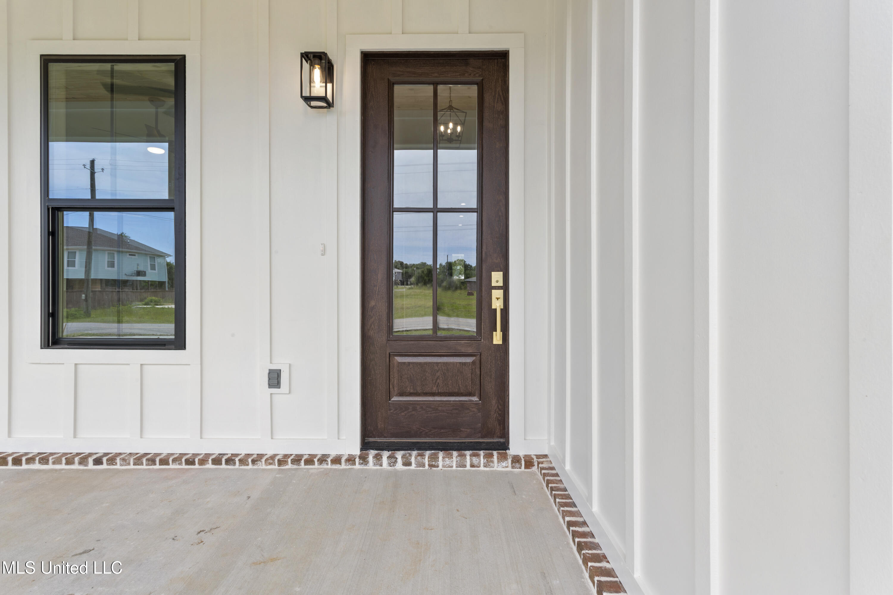 217 White Harbor Road Property Photo 5