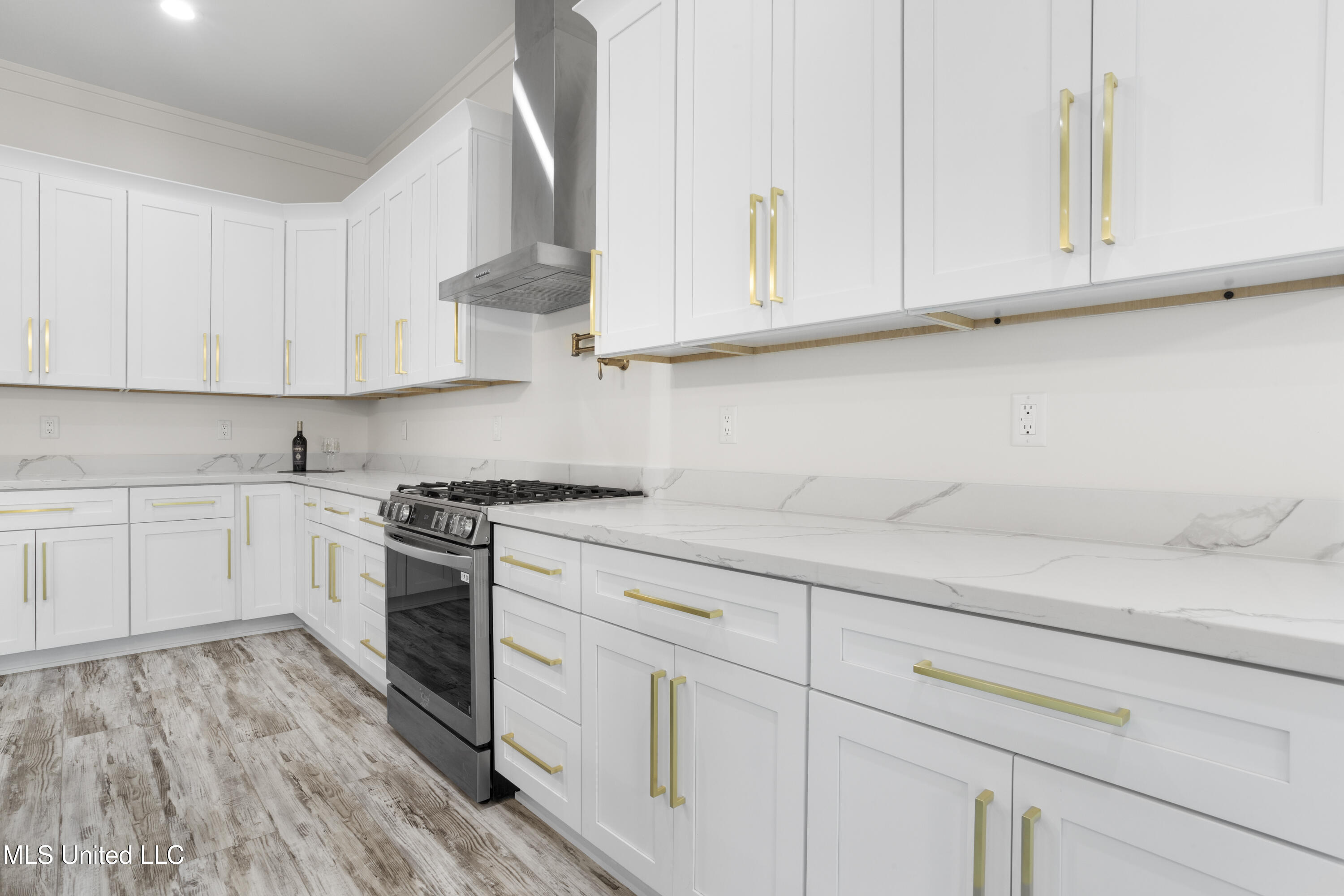 217 White Harbor Road Property Photo 16