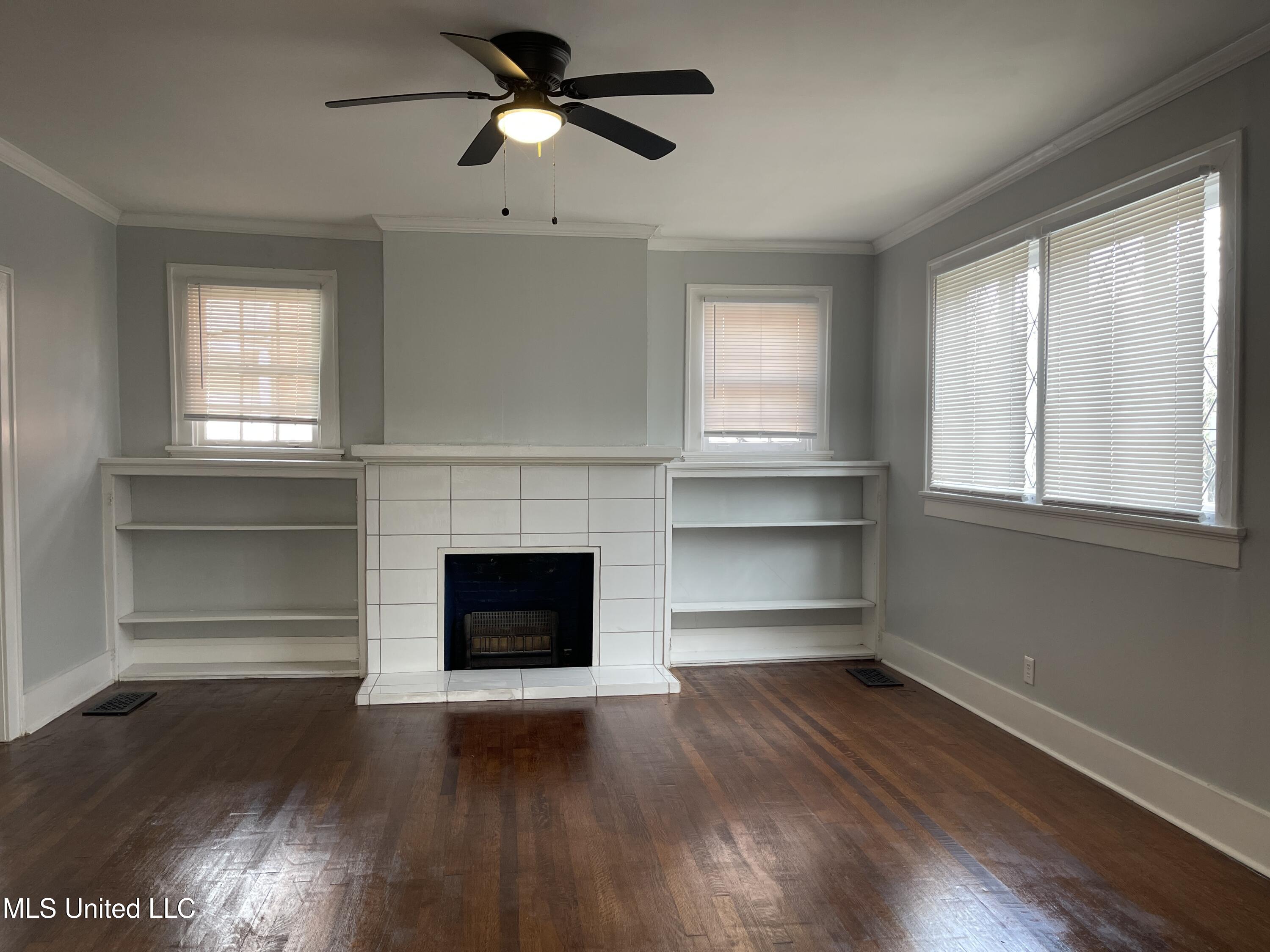 1023 Madison Street Property Photo 3