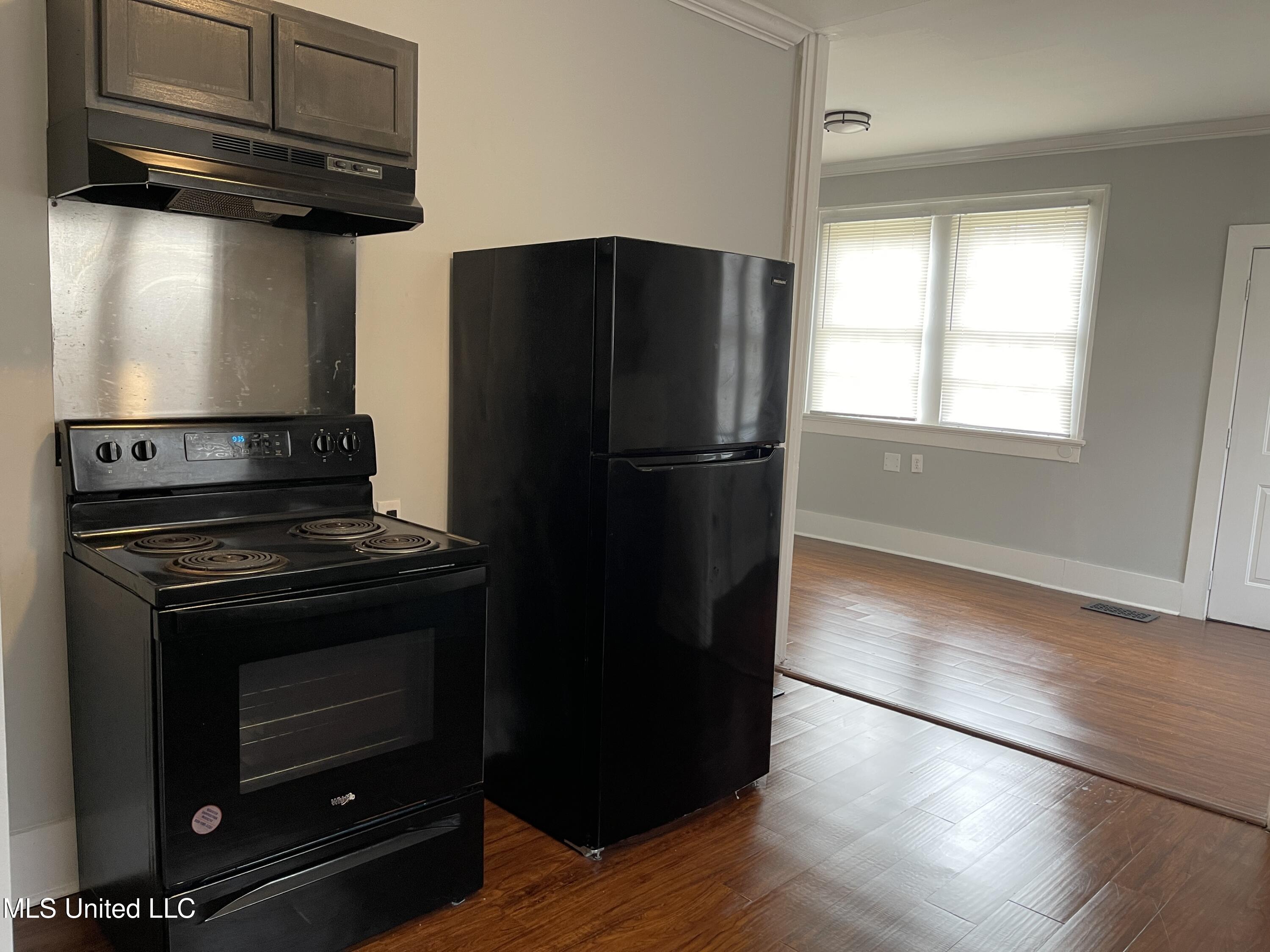 1023 Madison Street Property Photo 12