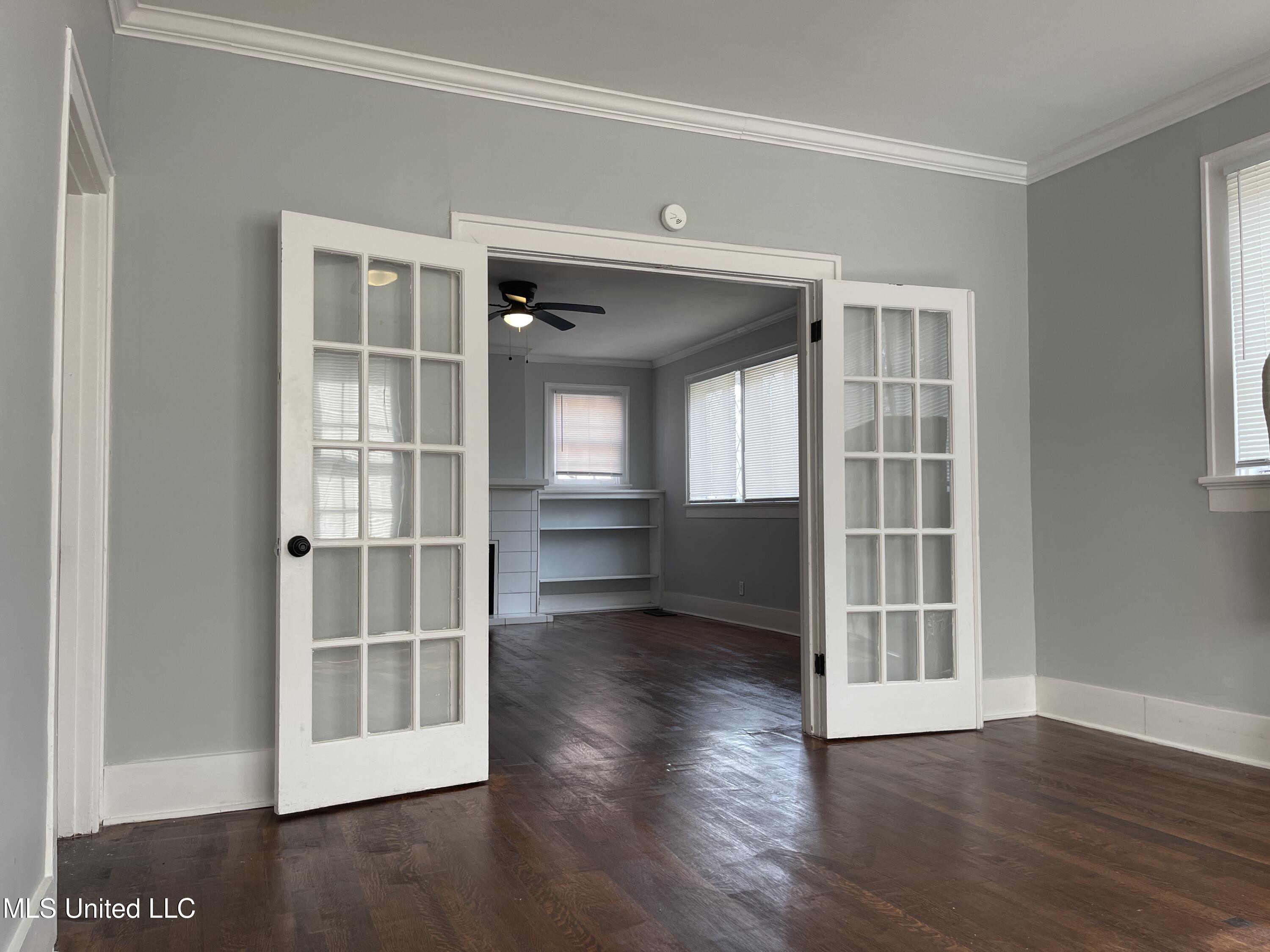 1023 Madison Street Property Photo 26