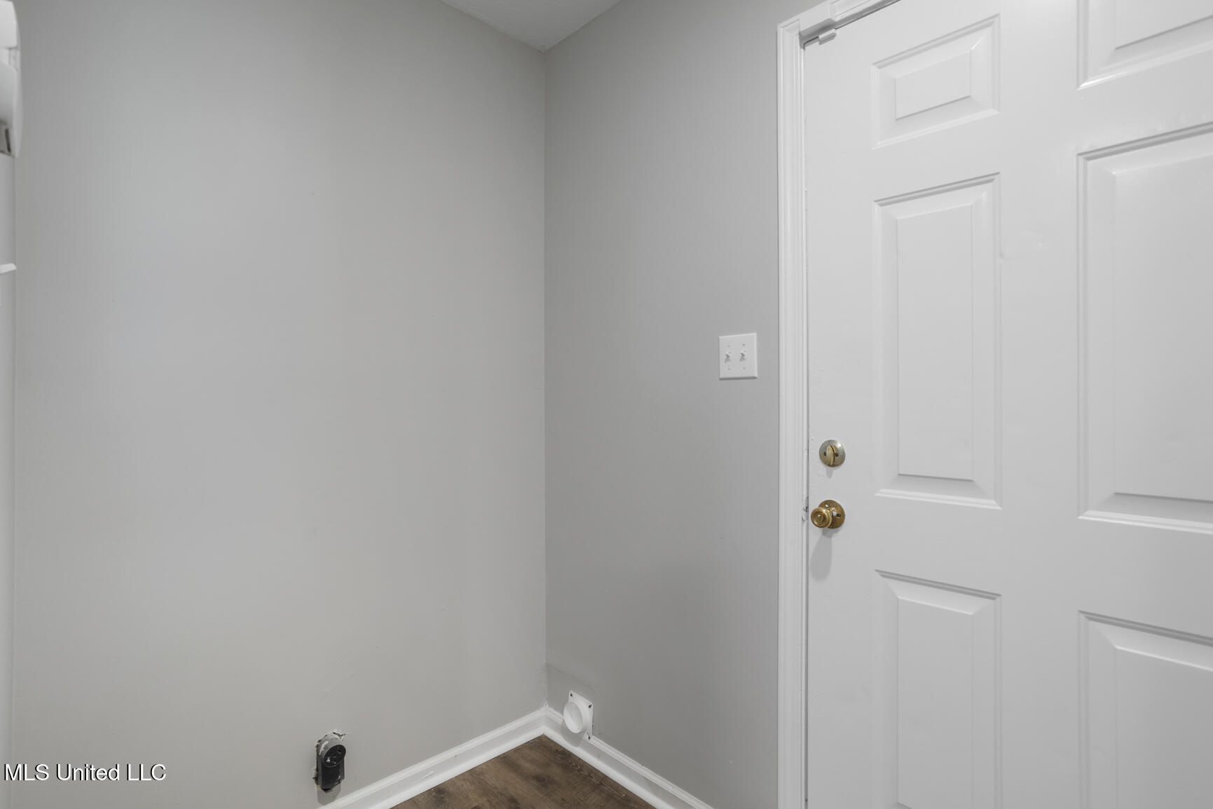 1735 Barrett Avenue Property Photo 10