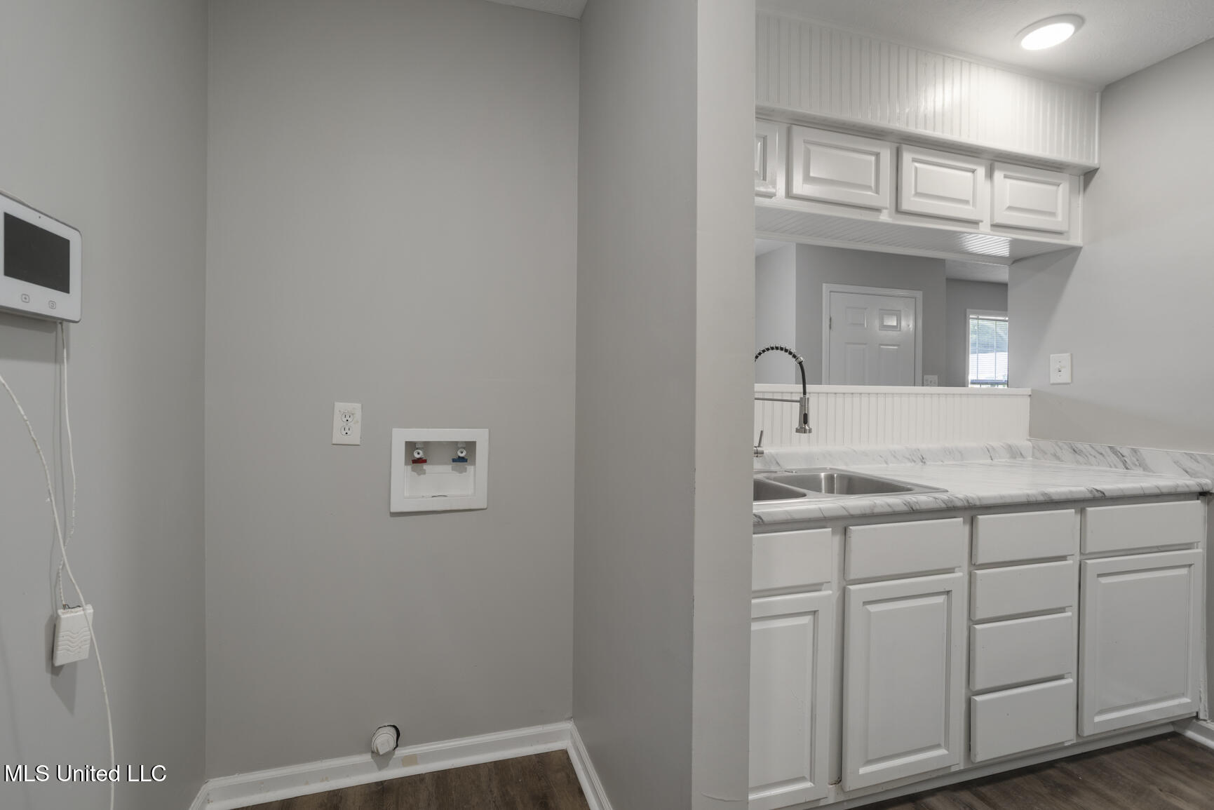 1735 Barrett Avenue Property Photo 11