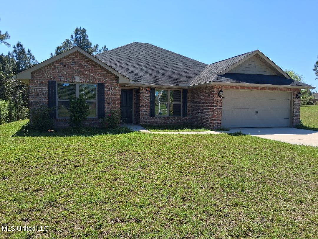 21449 W Edgewood Drive Property Photo 1