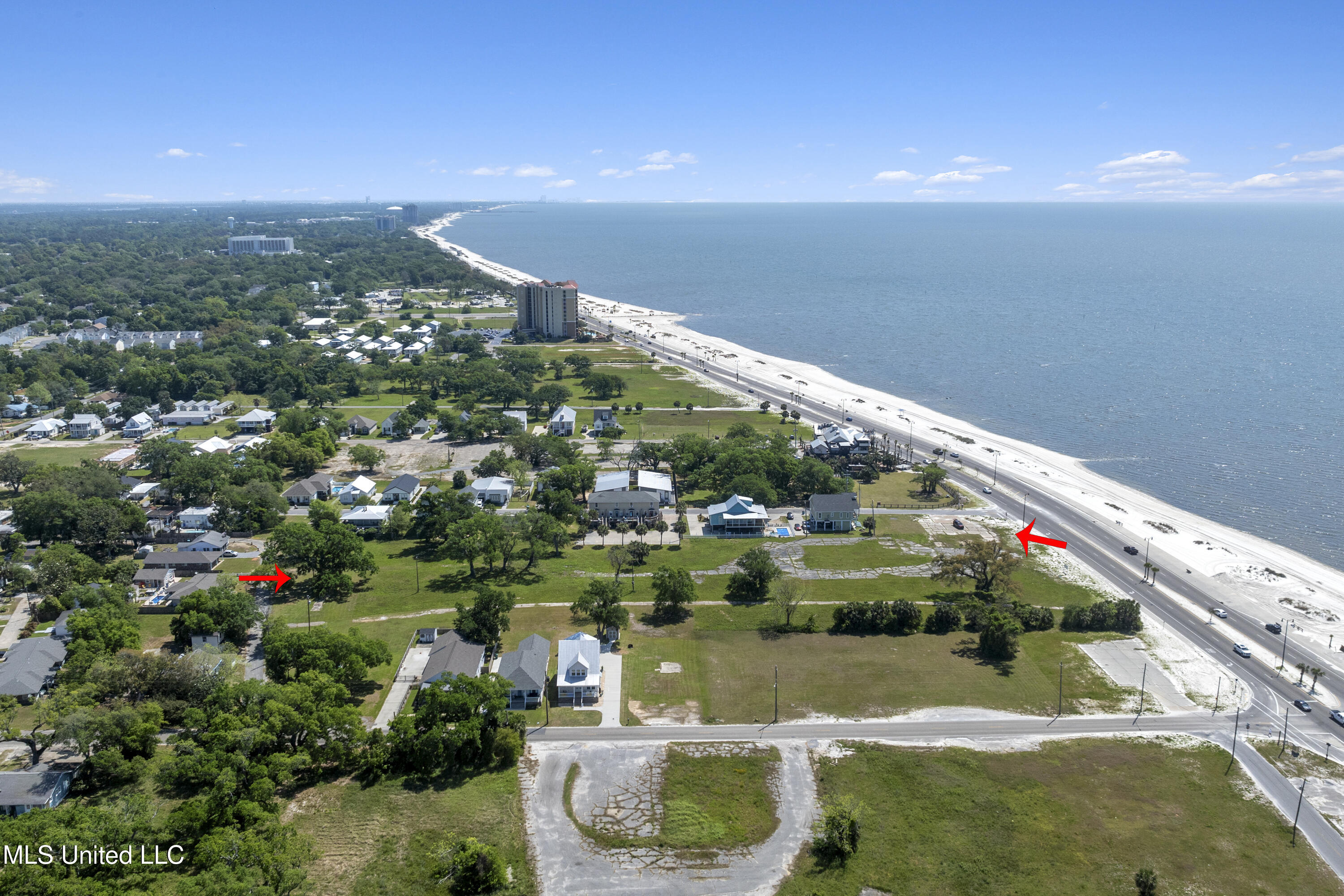 830 E Beach Boulevard Property Photo 6