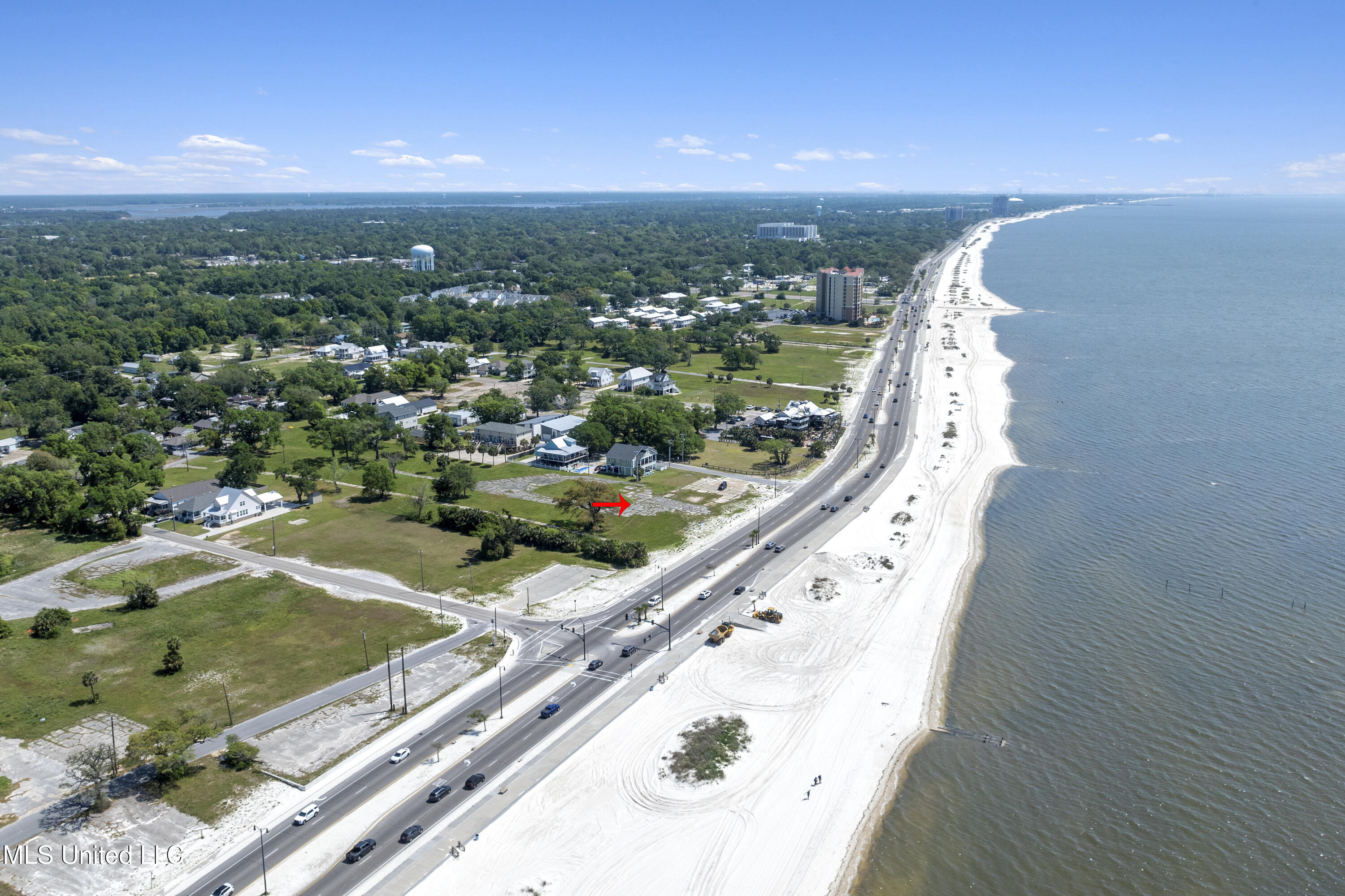 830 E Beach Boulevard Property Photo 8