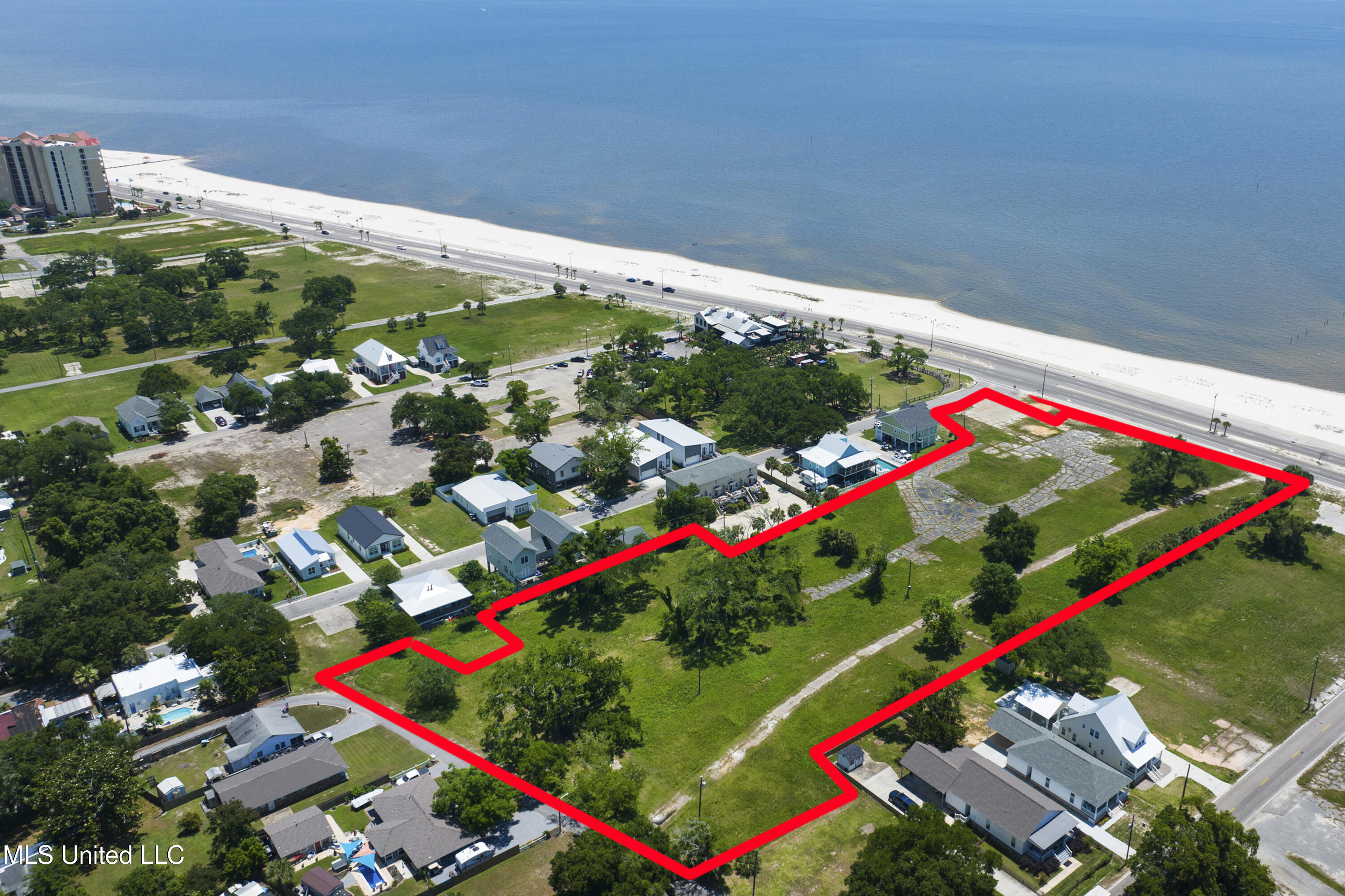 830 E Beach Boulevard Property Photo 23
