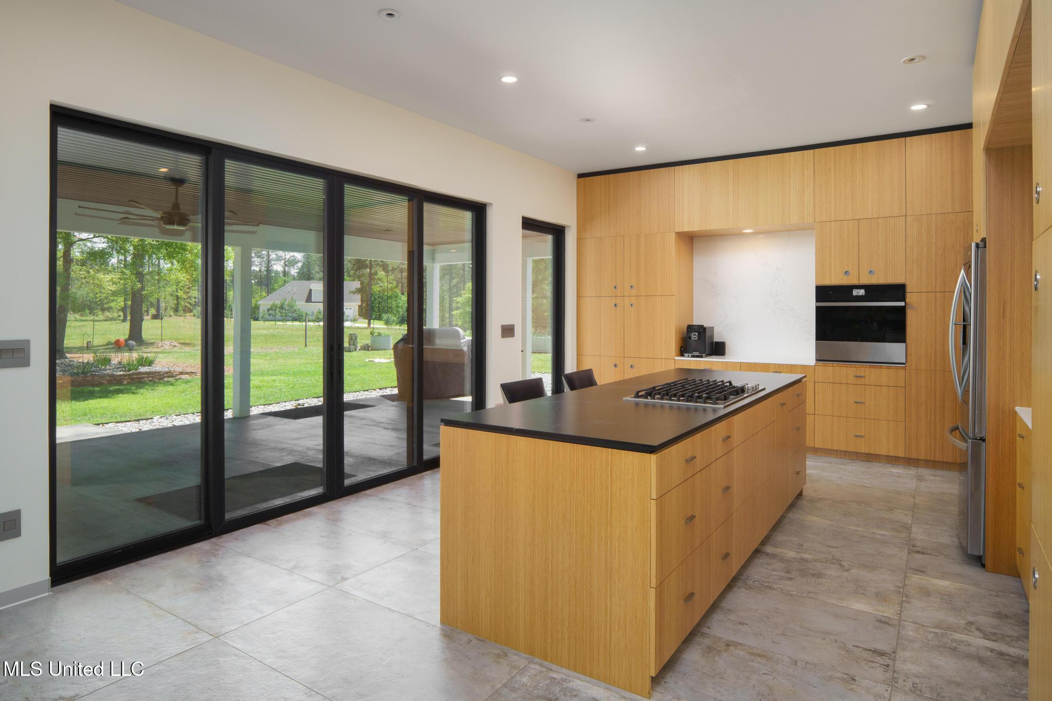 227 Jo Ann Drive Property Photo 9