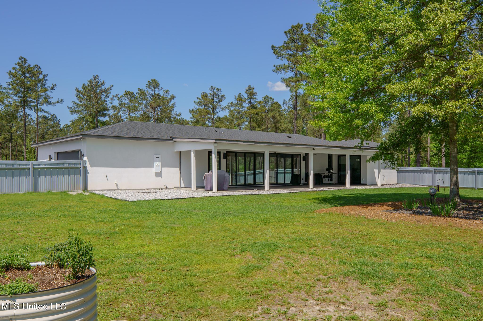 227 Jo Ann Drive Property Photo 27