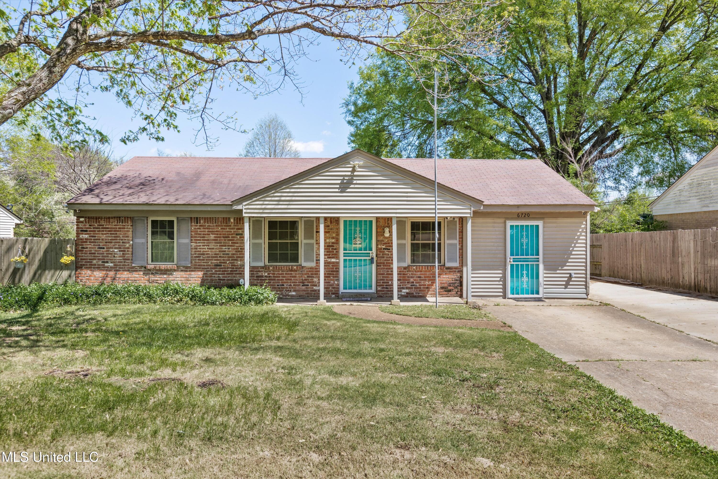 6720 Embassy Circle Property Photo 1