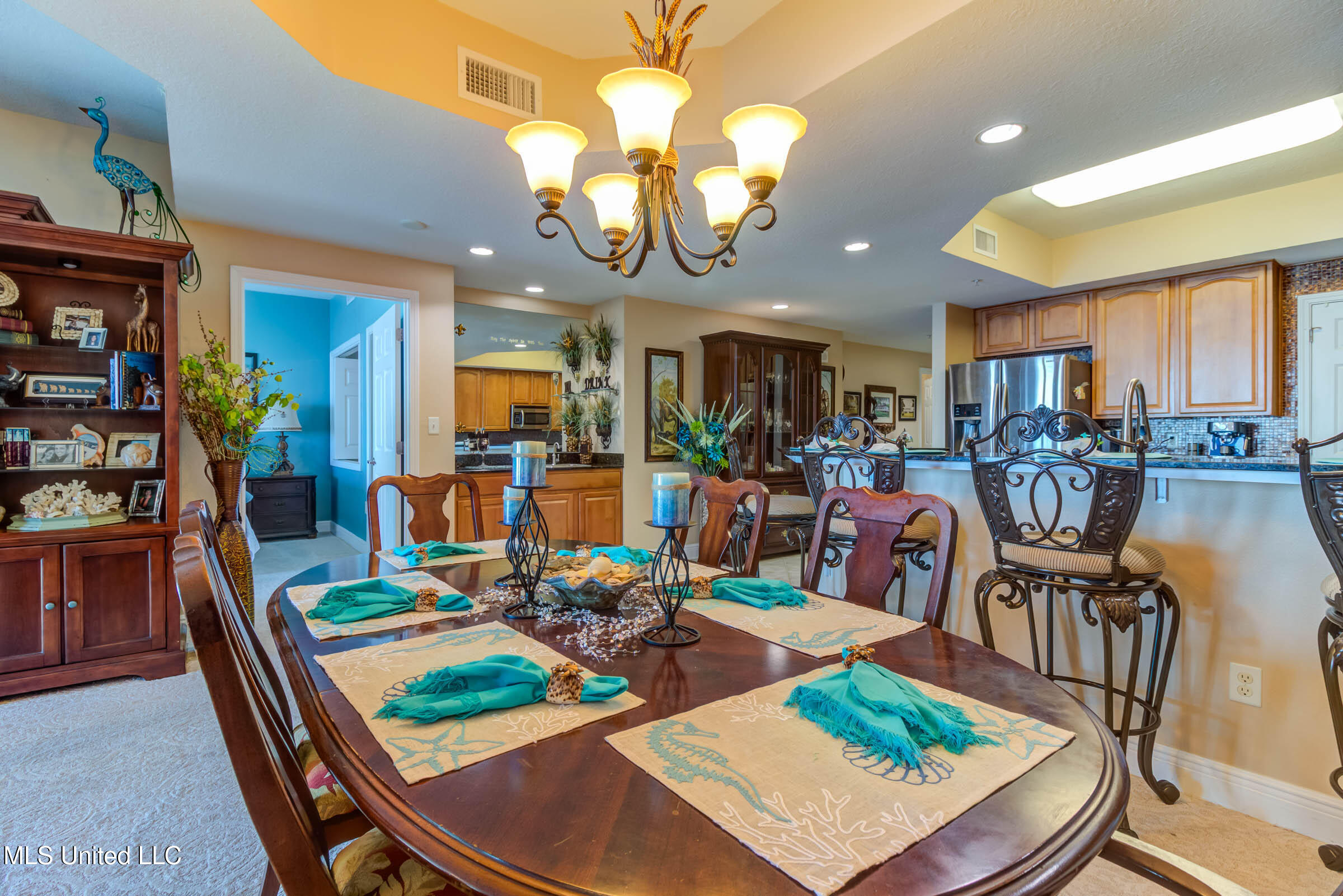 2668 Beach Boulevard Property Photo 9