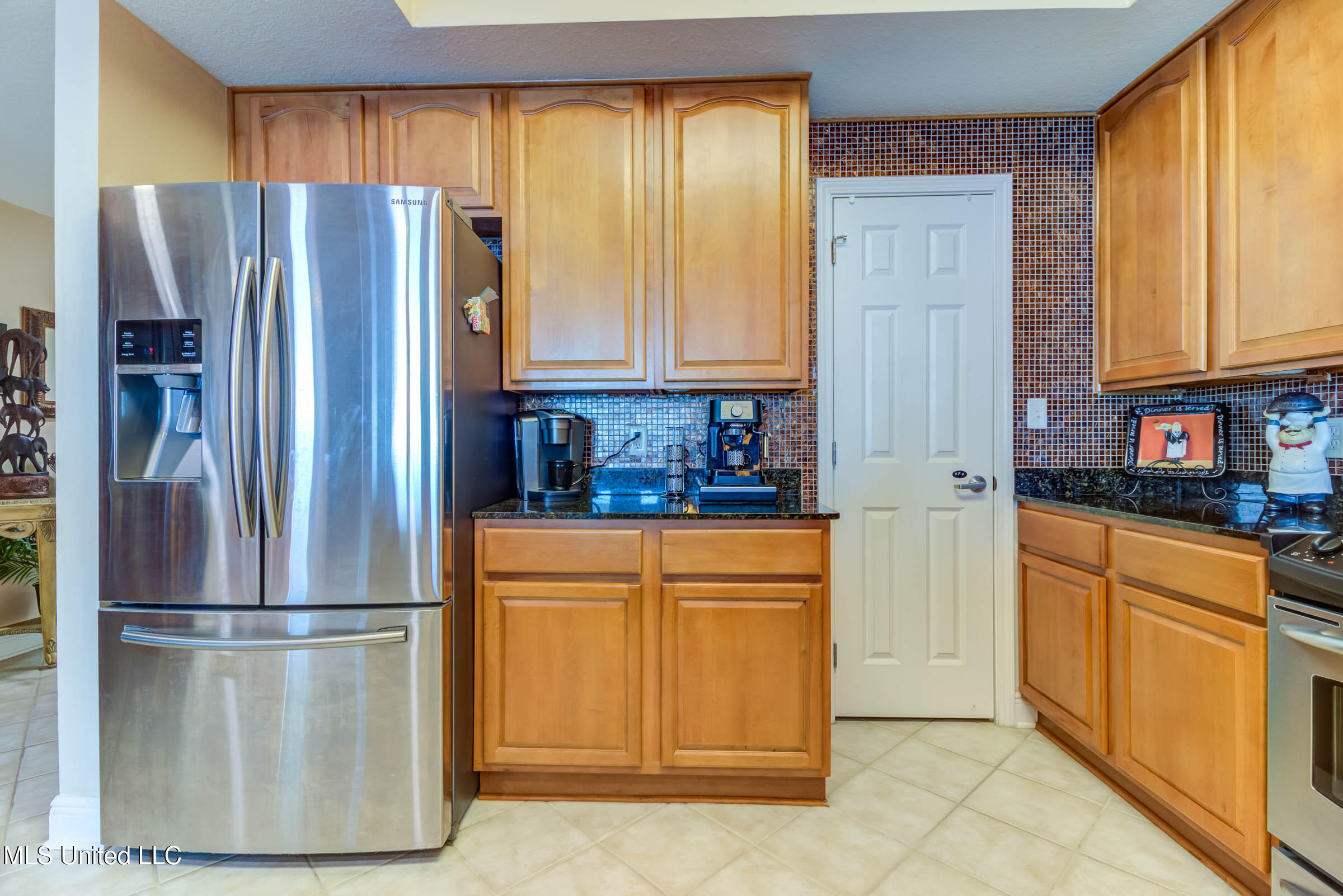 2668 Beach Boulevard Property Photo 16