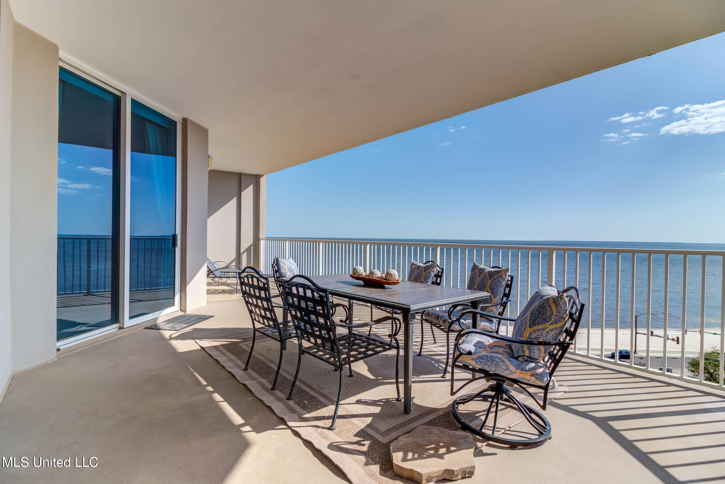 2668 Beach Boulevard Property Photo 43