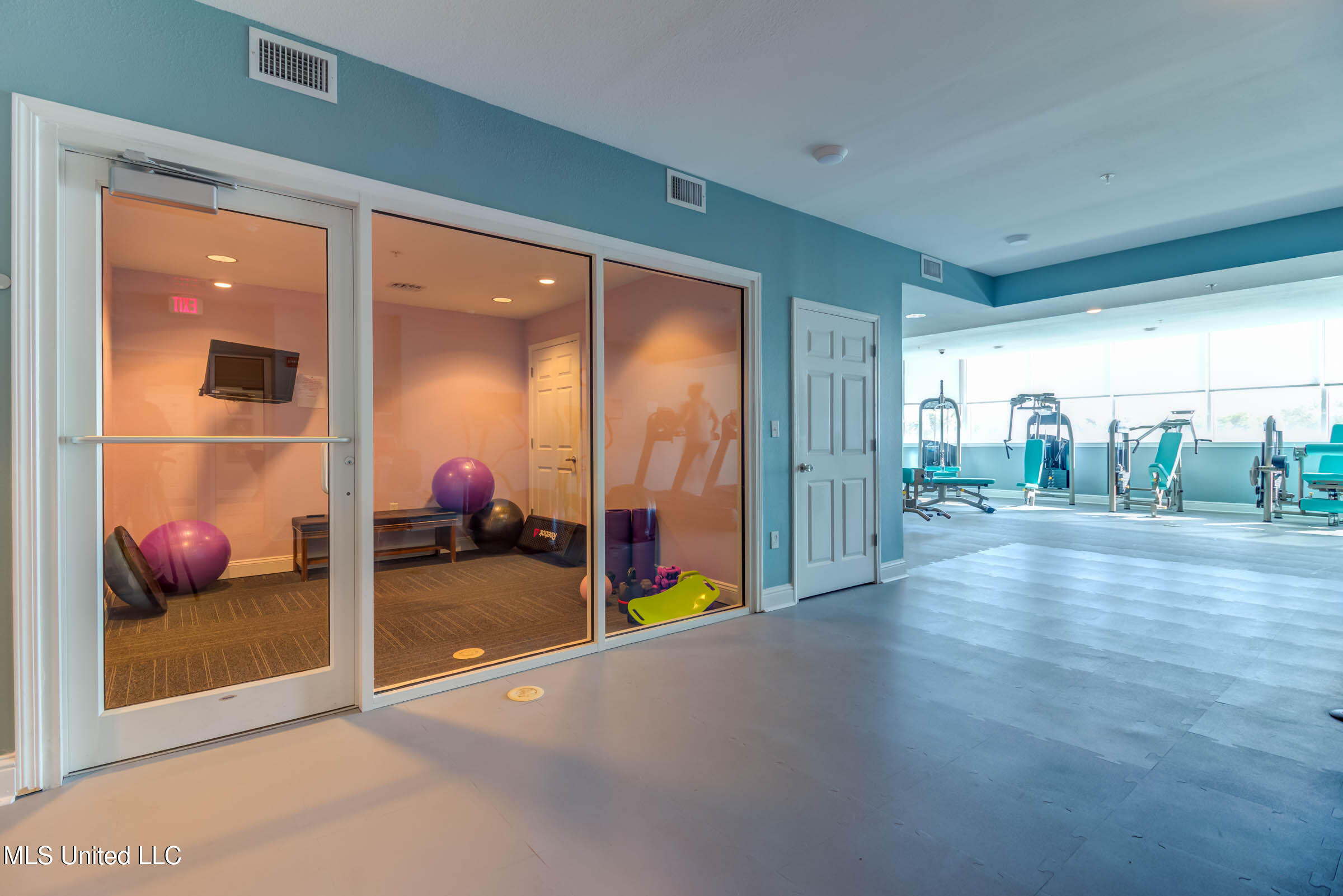 2668 Beach Boulevard Property Photo 59