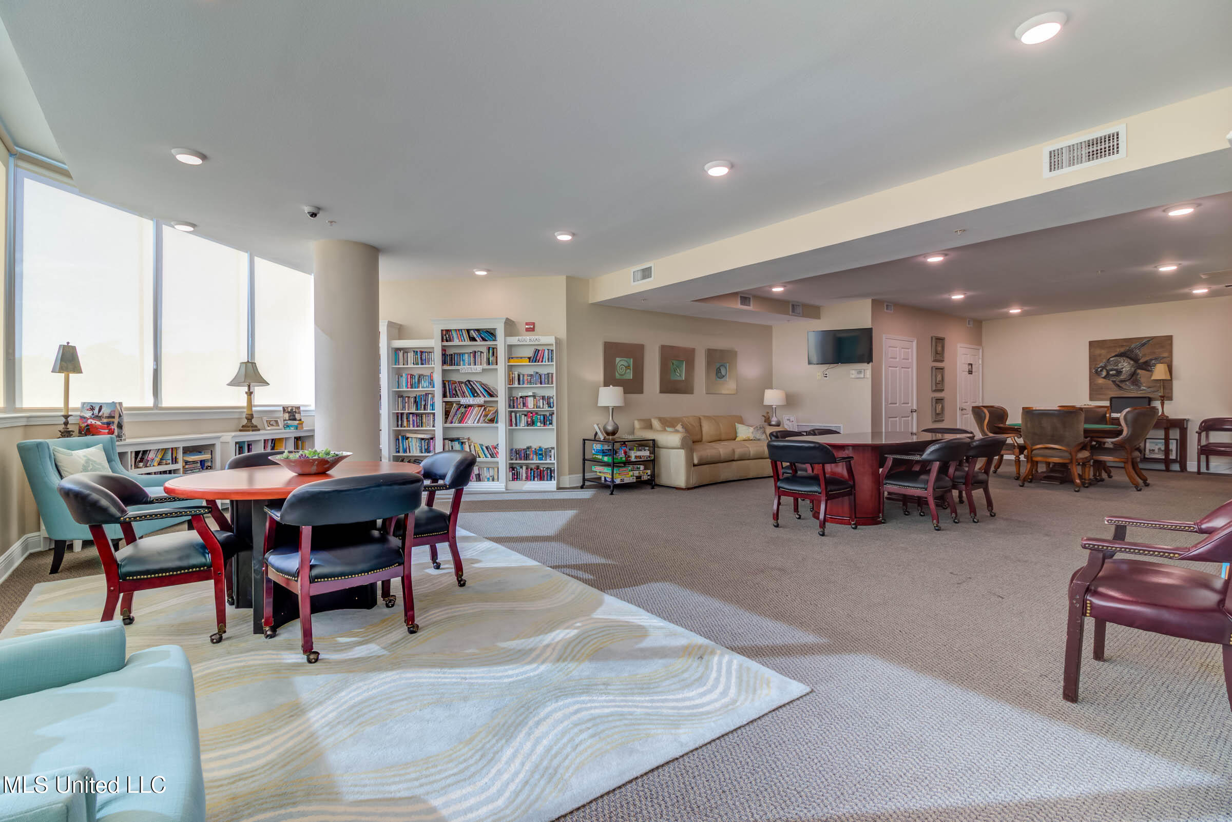 2668 Beach Boulevard Property Photo 63