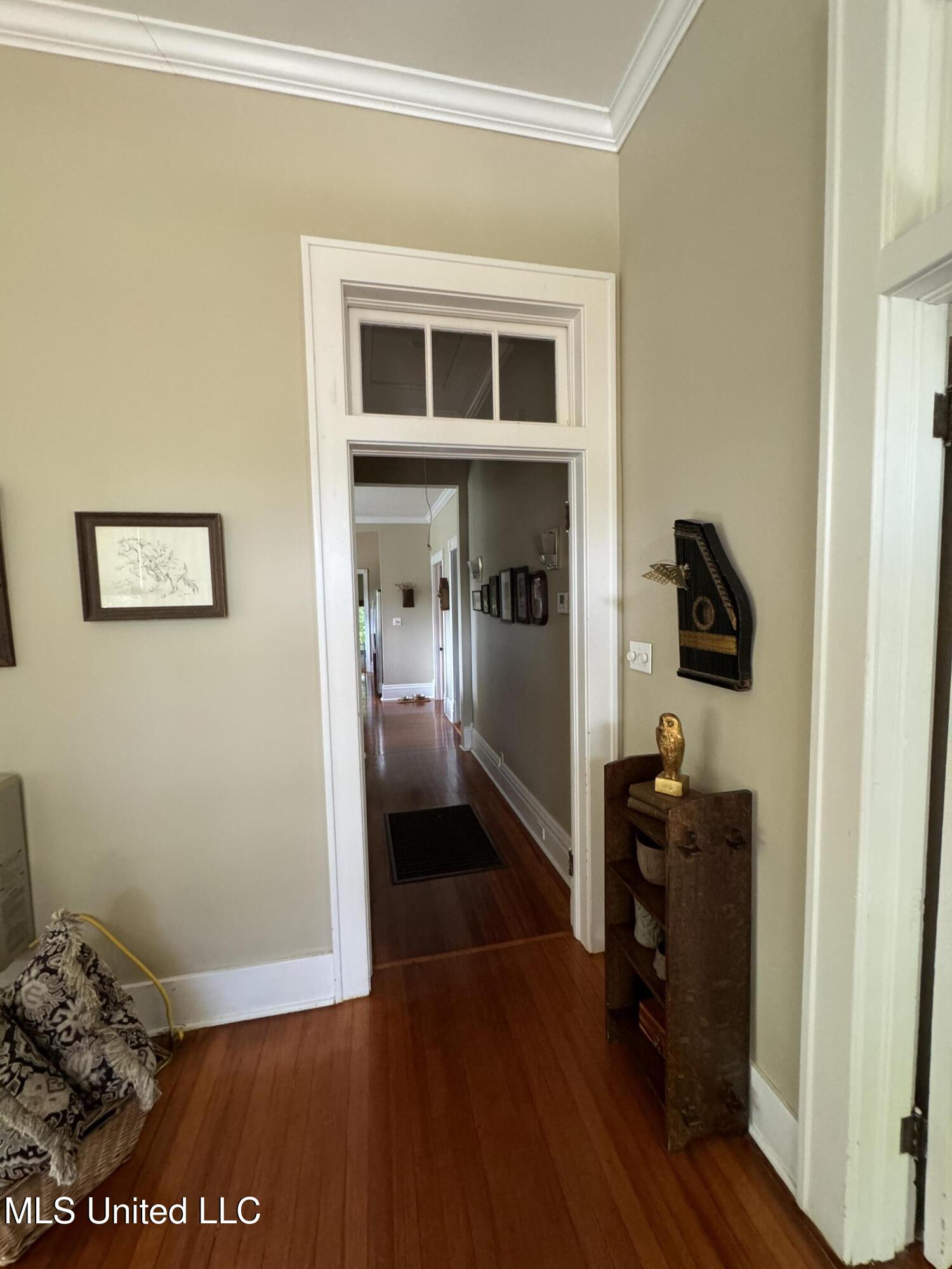 304 Lambert Street Property Photo 8