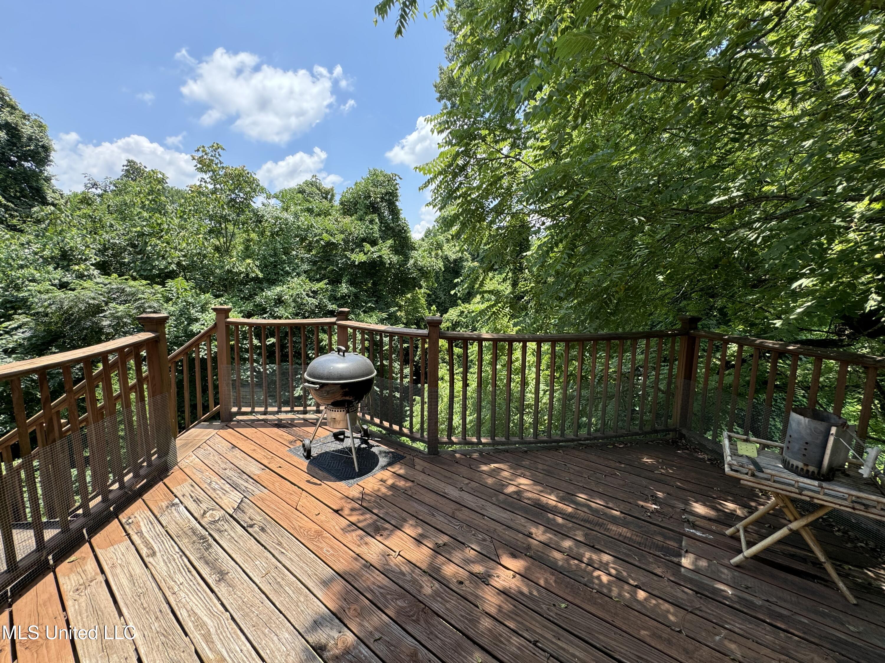 304 Lambert Street Property Photo 30
