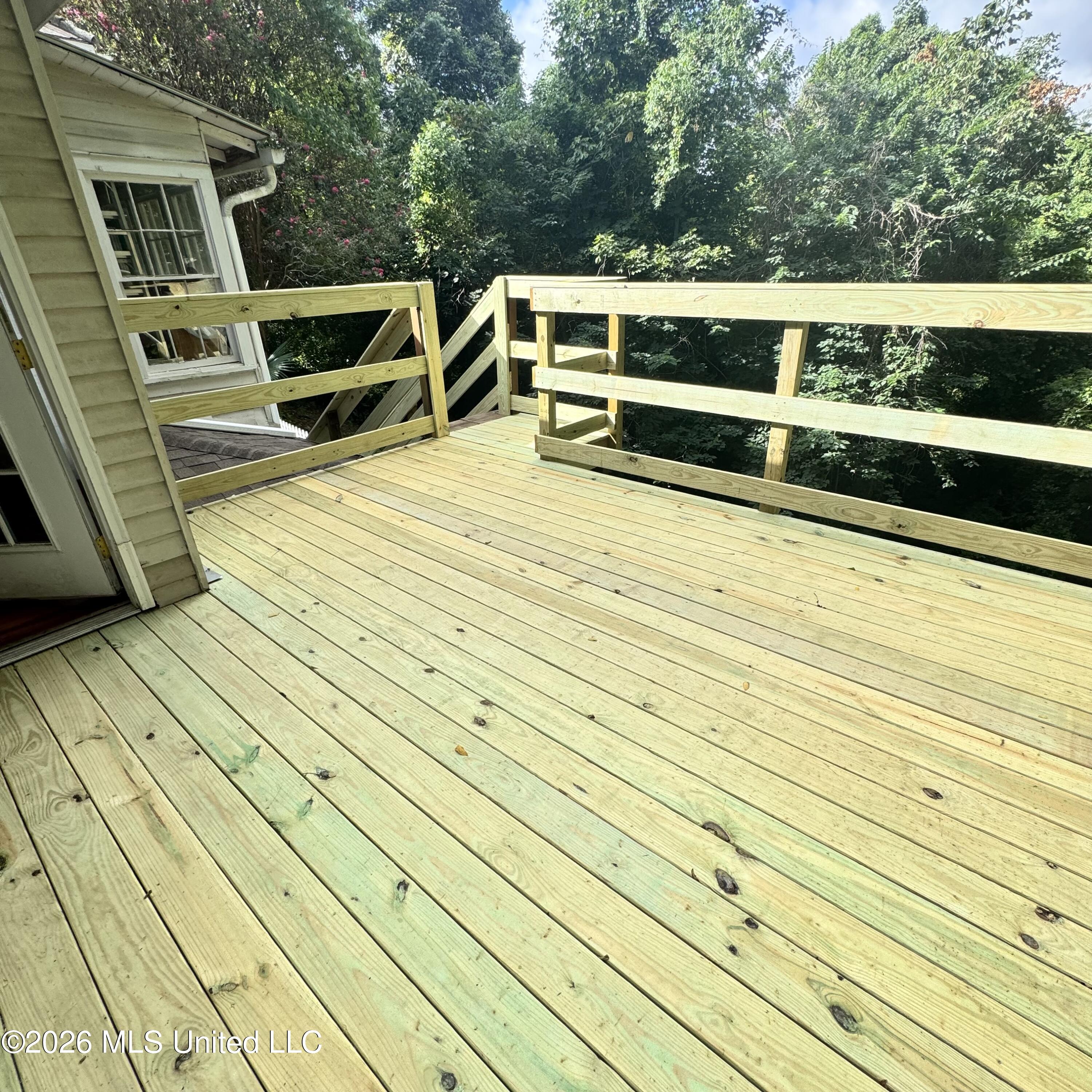 304 Lambert Street Property Photo 31