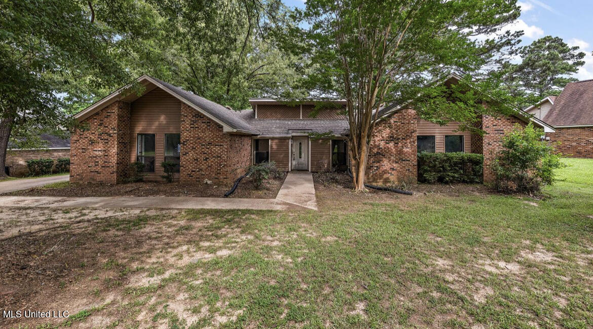 4800 Brookwood Place Property Photo 1