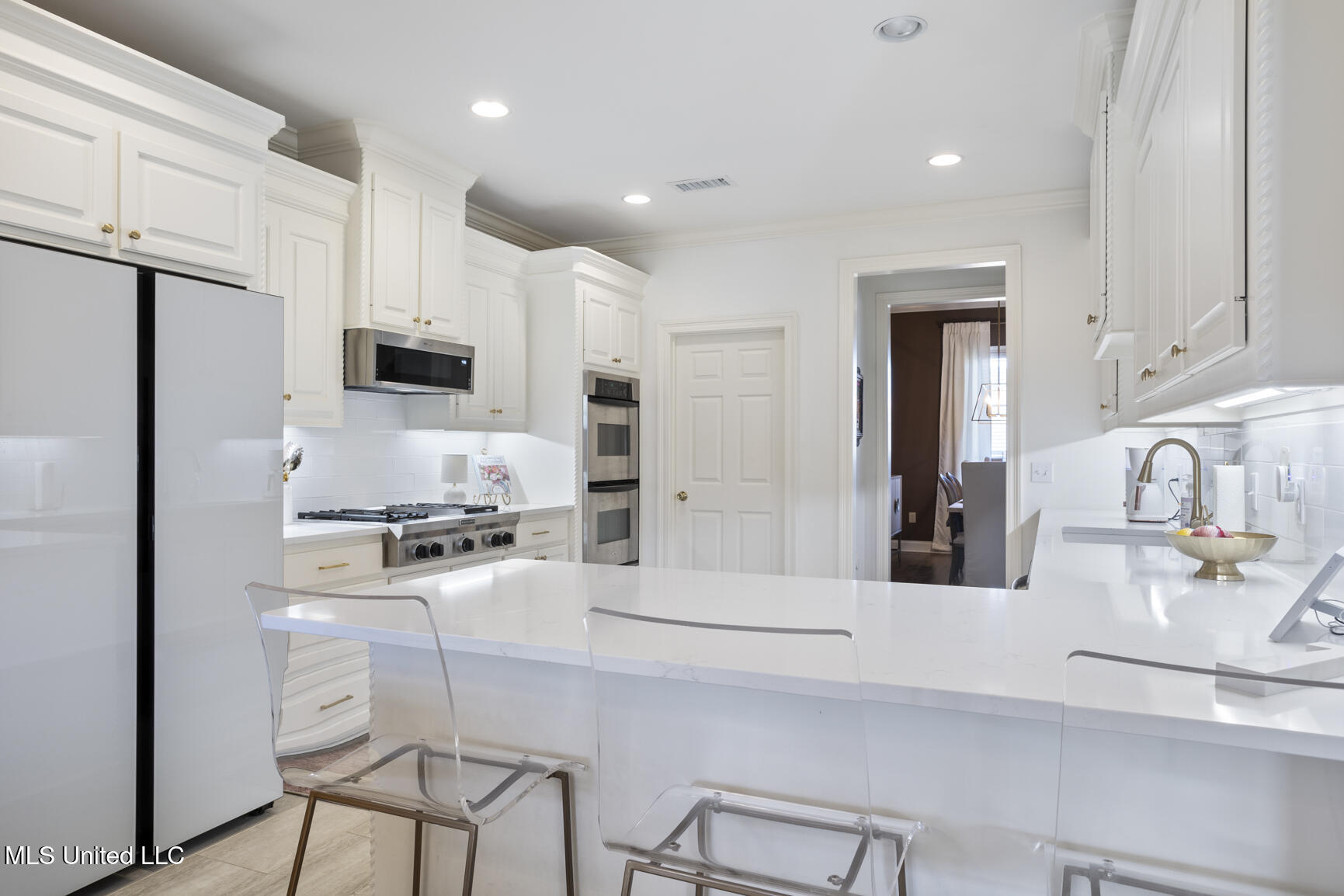 300 Deer Hollow Property Photo 10