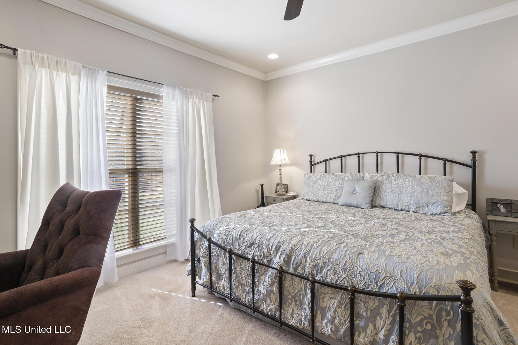 300 Deer Hollow Property Photo 16