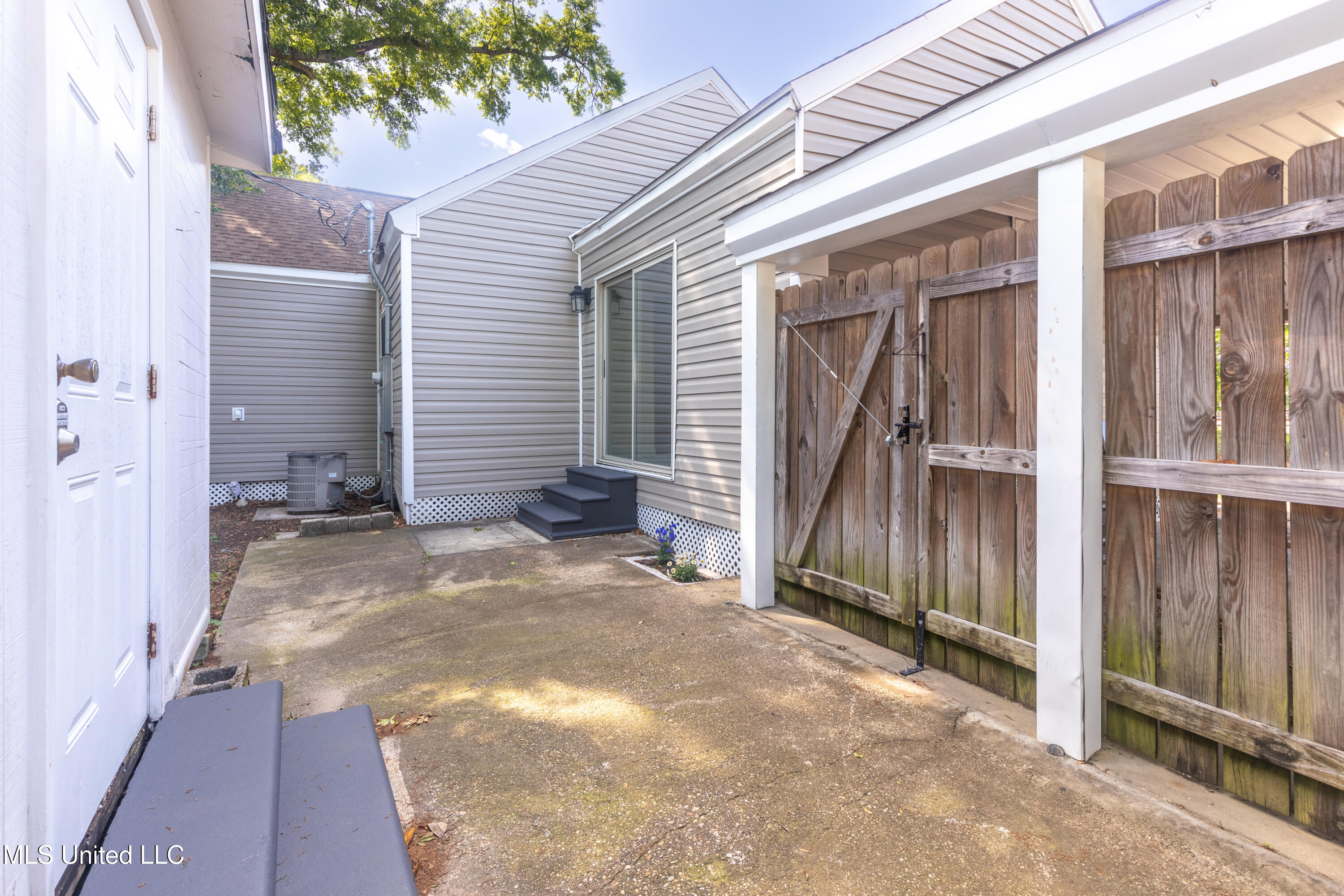 171 Keesler Circle Property Photo 15