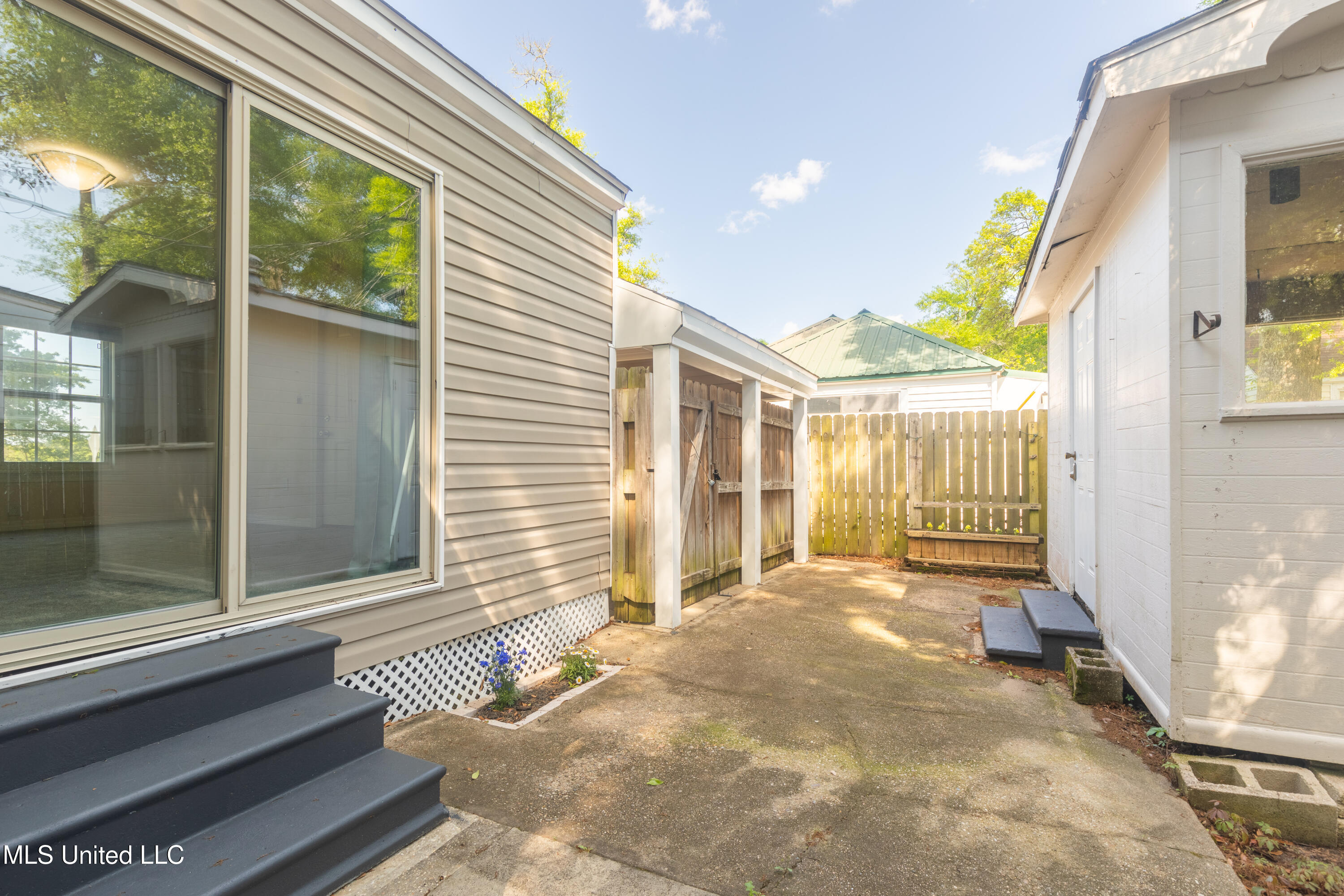 171 Keesler Circle Property Photo 17