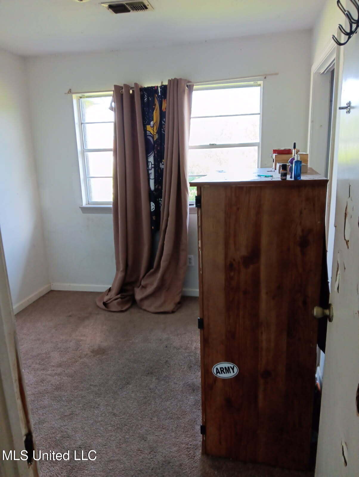 103 Reeves Street Property Photo 11