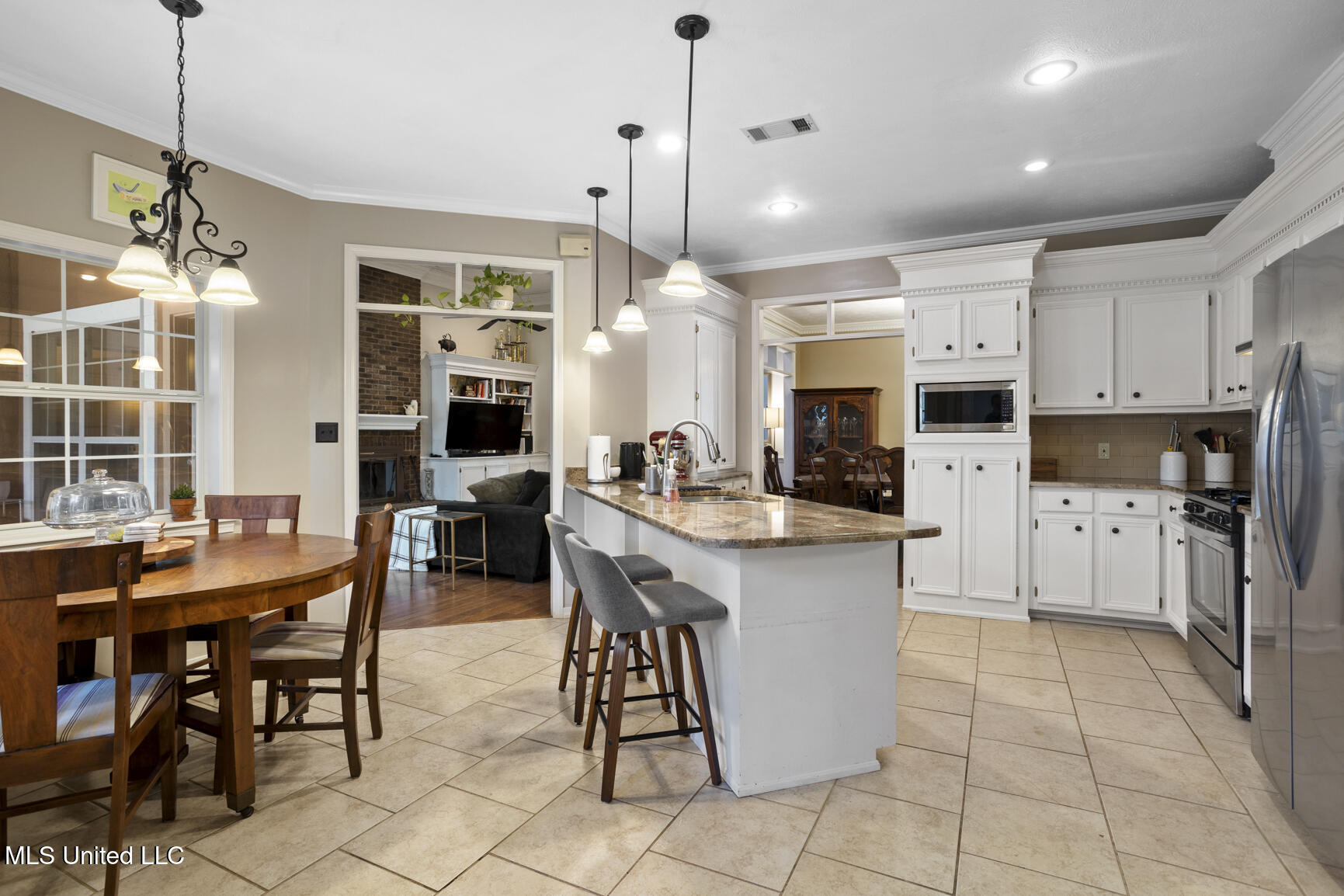 107 Newport Circle Property Photo 12