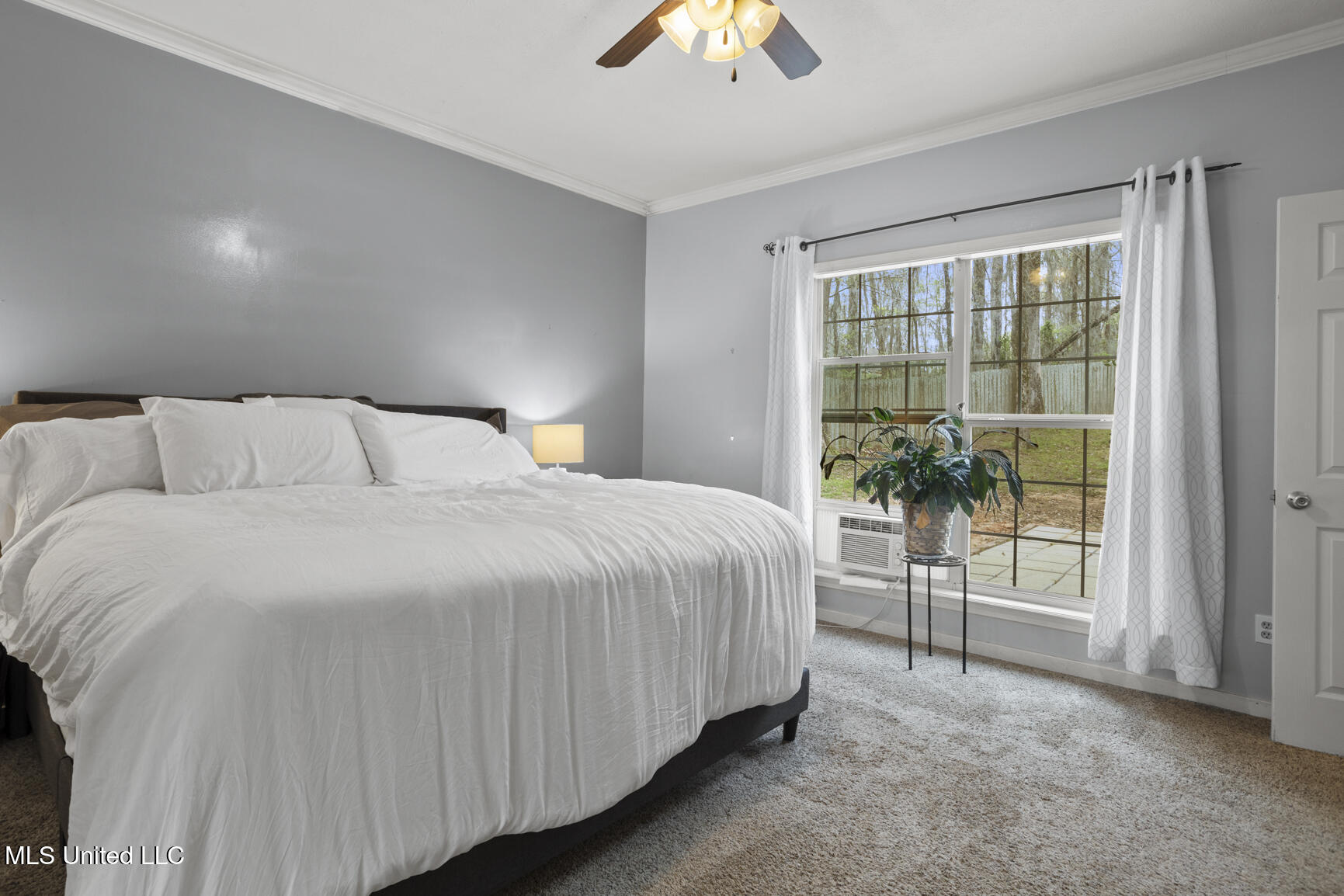 107 Newport Circle Property Photo 19