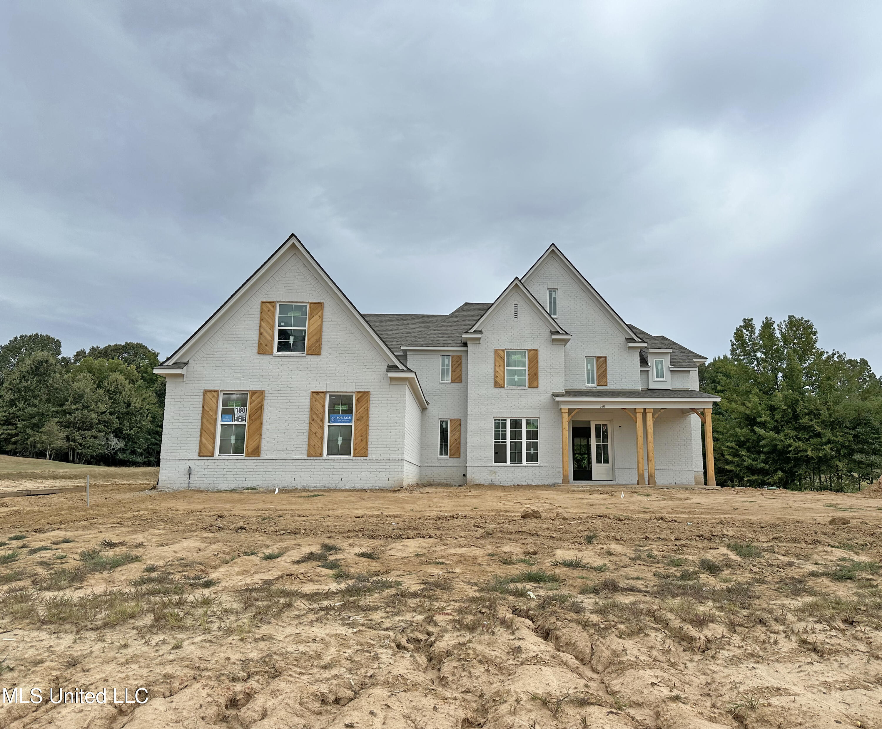 160 Cedar Crest Cove Property Photo 1