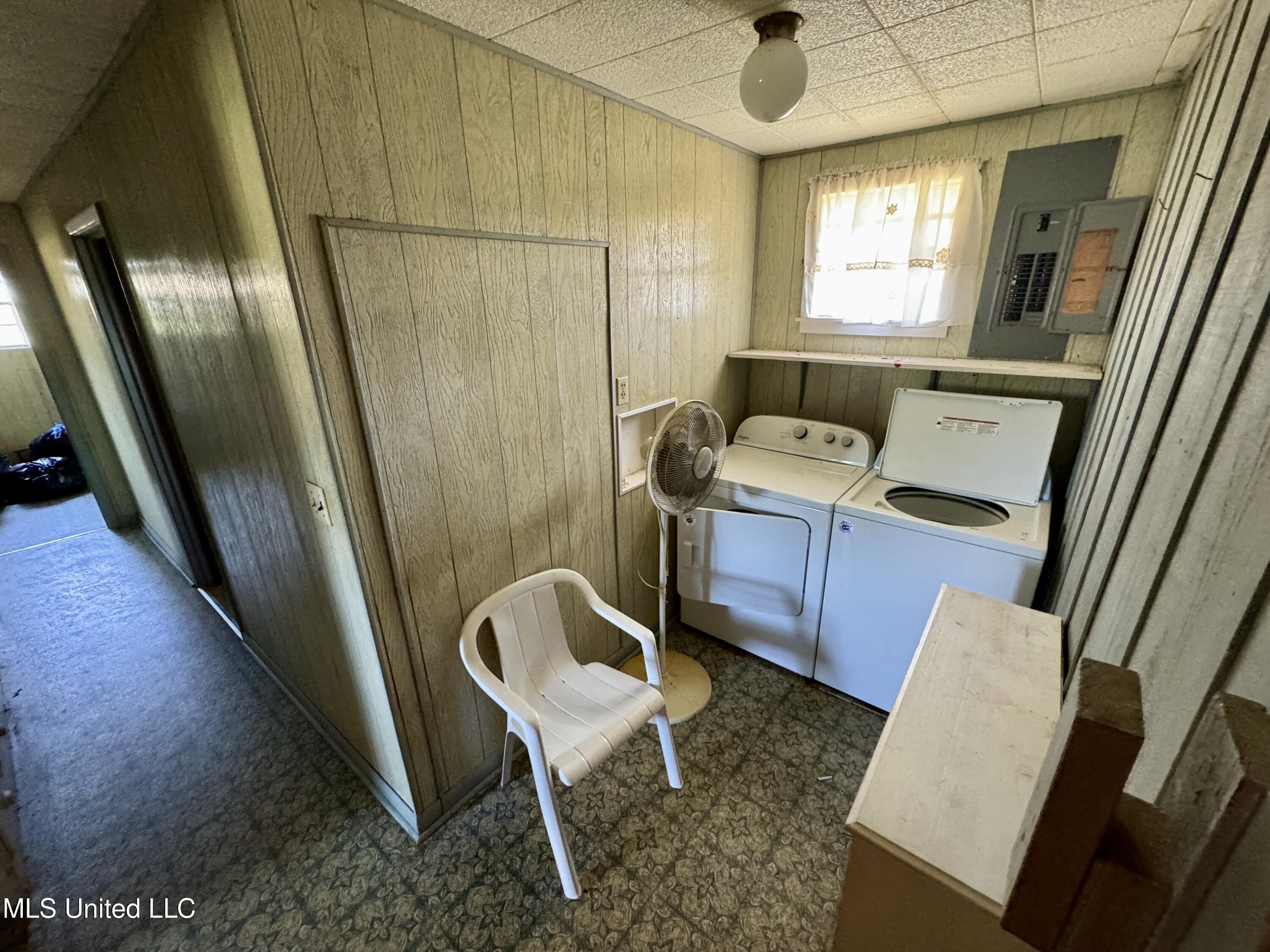 17965 Highway 61 Property Photo 10
