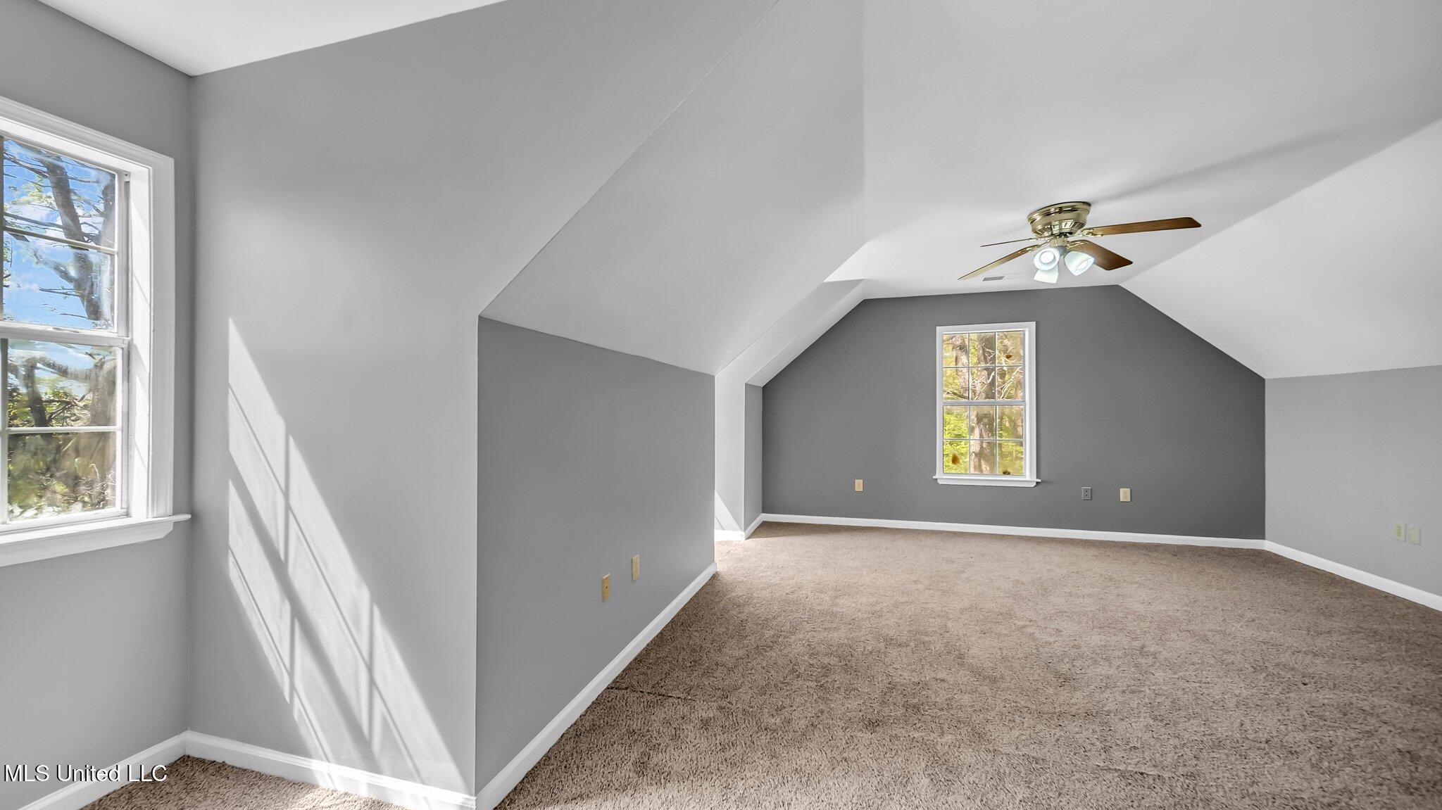 5086 Elmore Road Property Photo 7