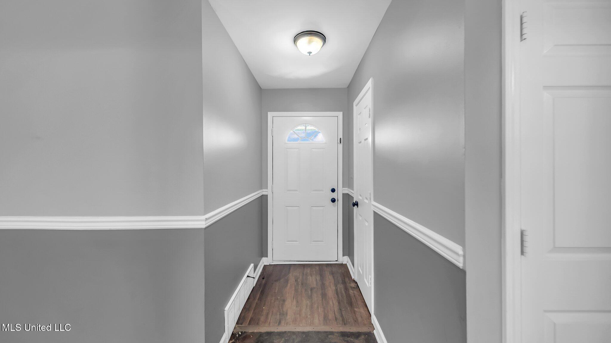 5086 Elmore Road Property Photo 10