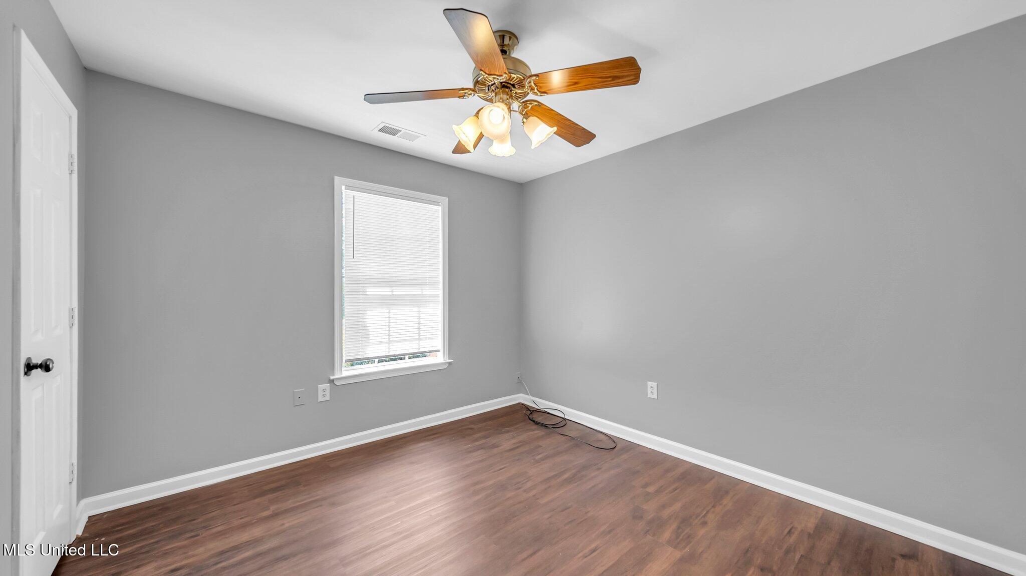 5086 Elmore Road Property Photo 28